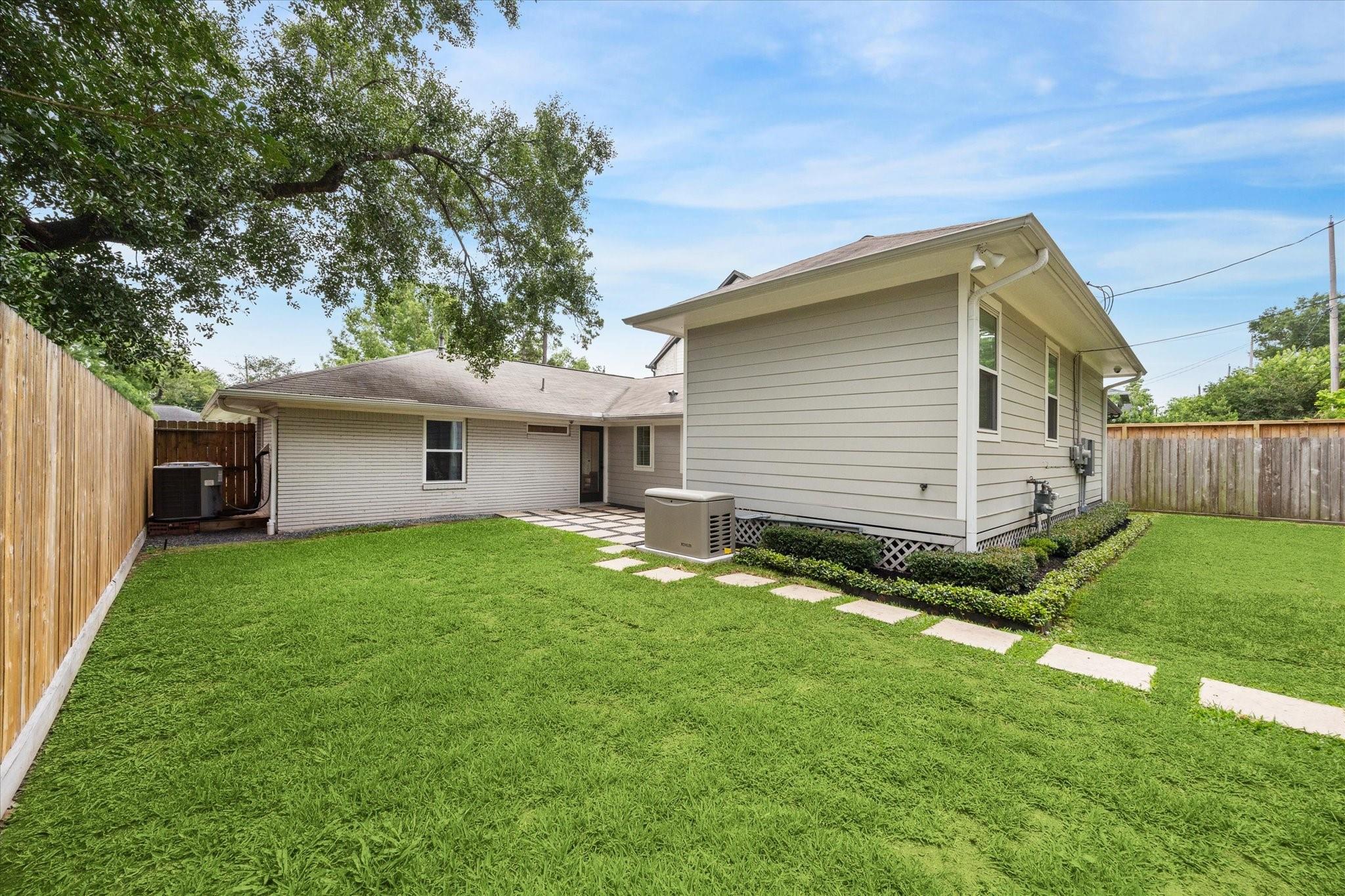 2218 Gardenia Drive