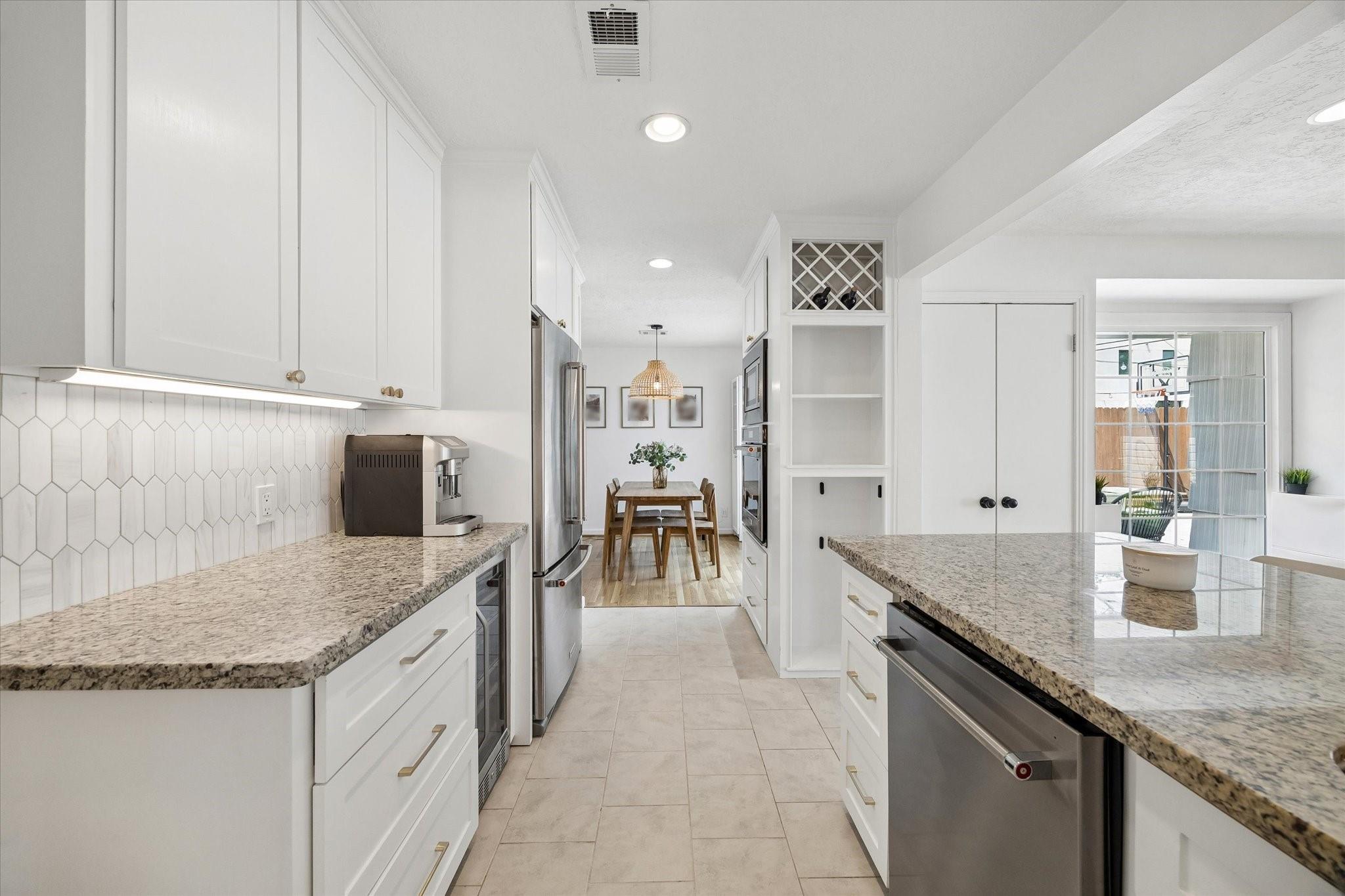 1232 Chantilly Lane