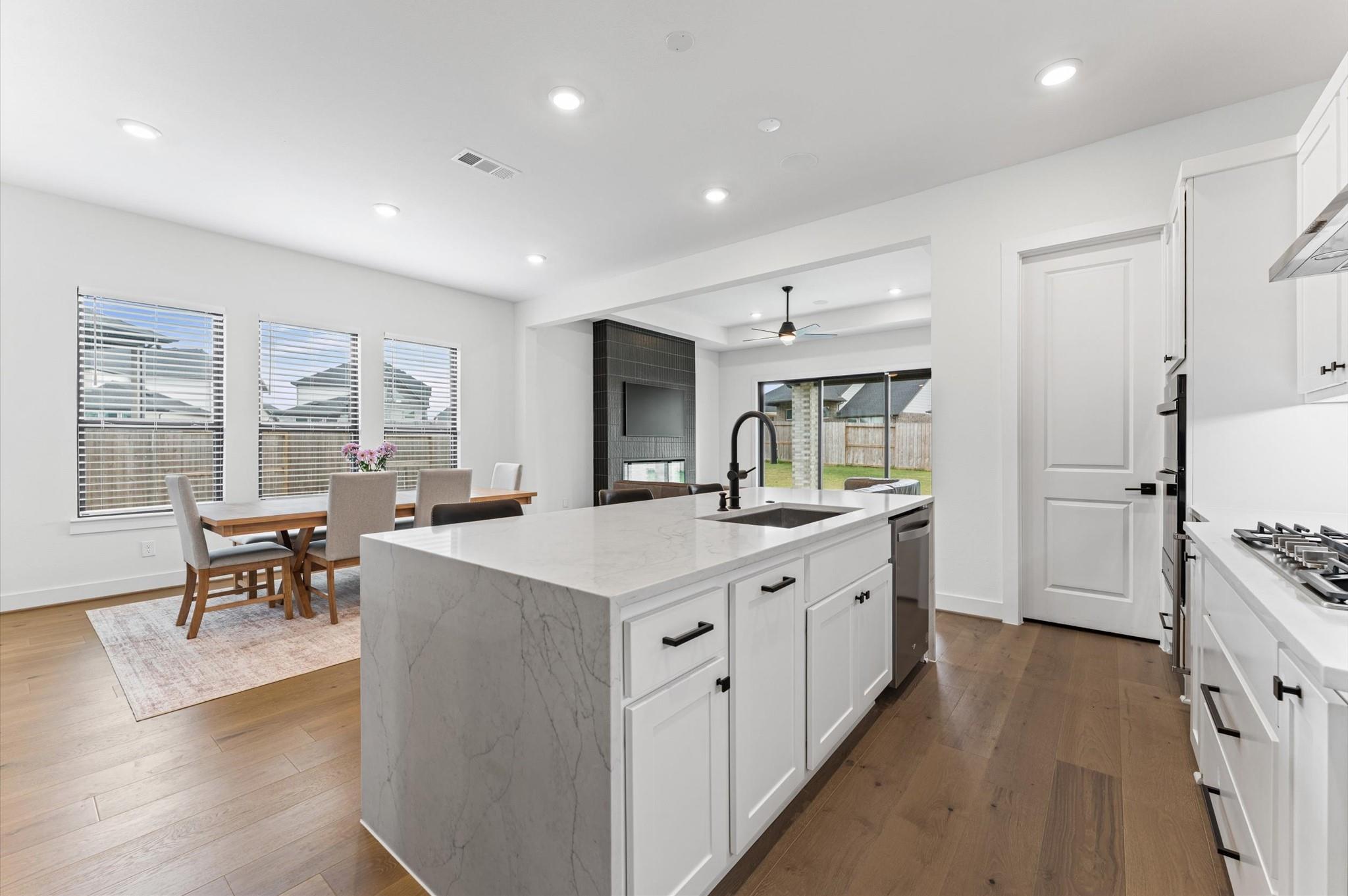 7327 Trail Ridge Drive