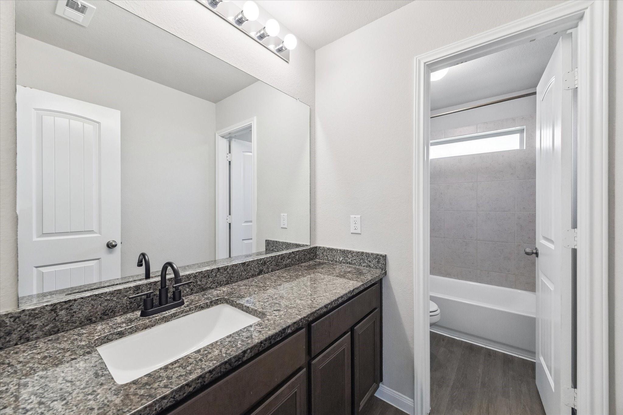 17218 Devon Dogwood Trail