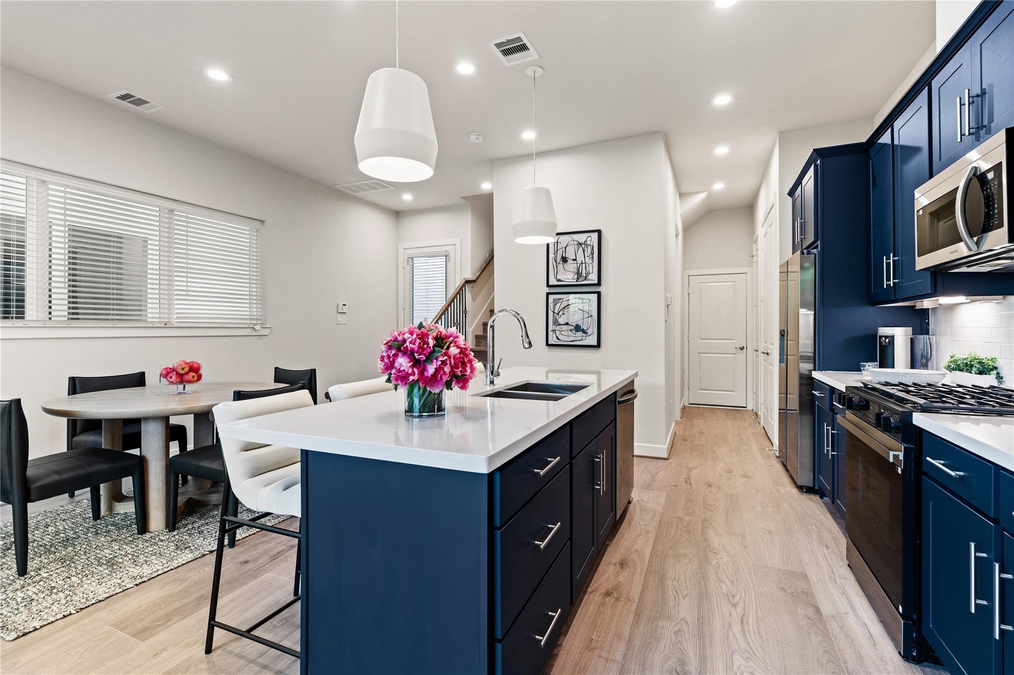 3923 Willowbend Point Drive