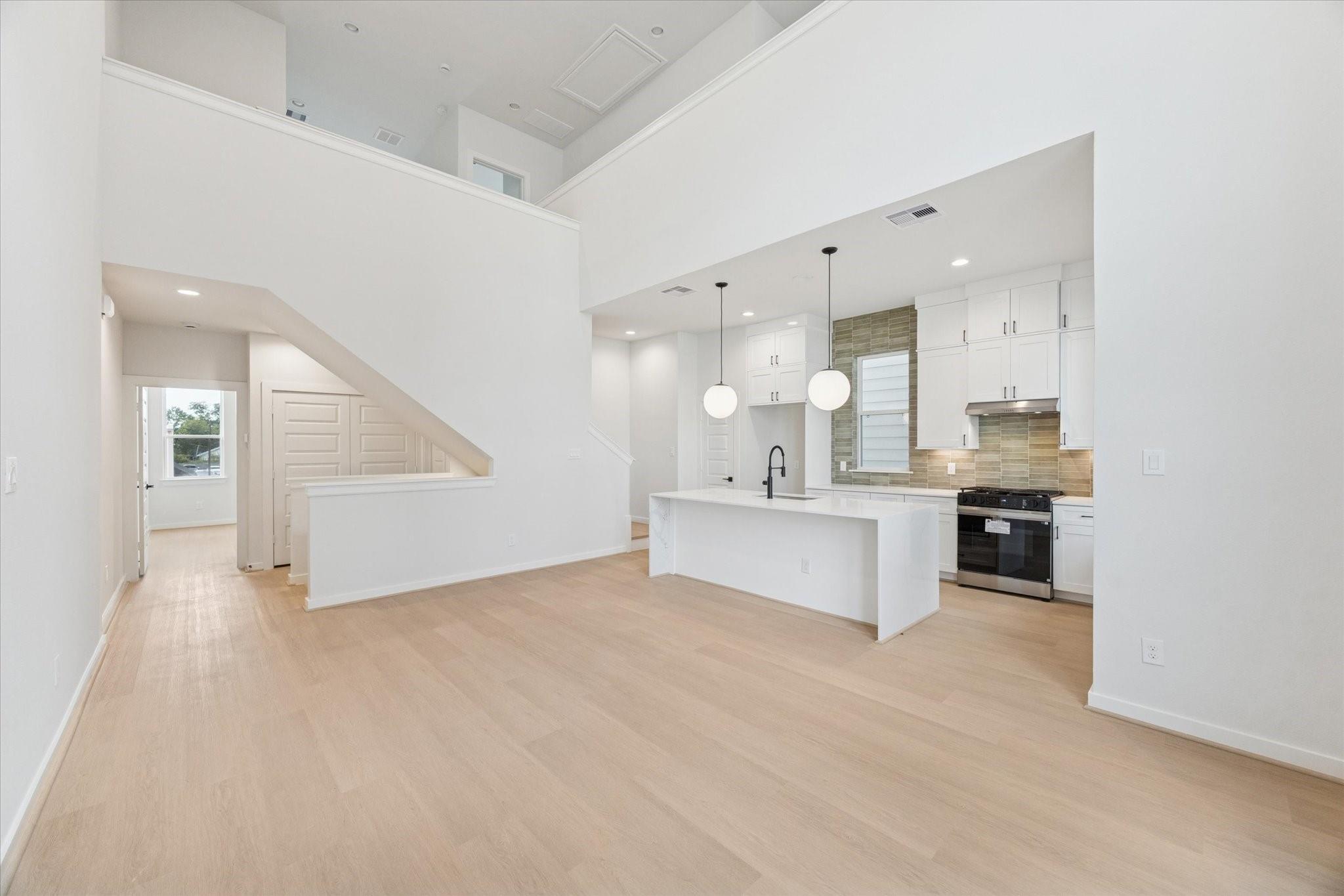 817 Thornton Road # F