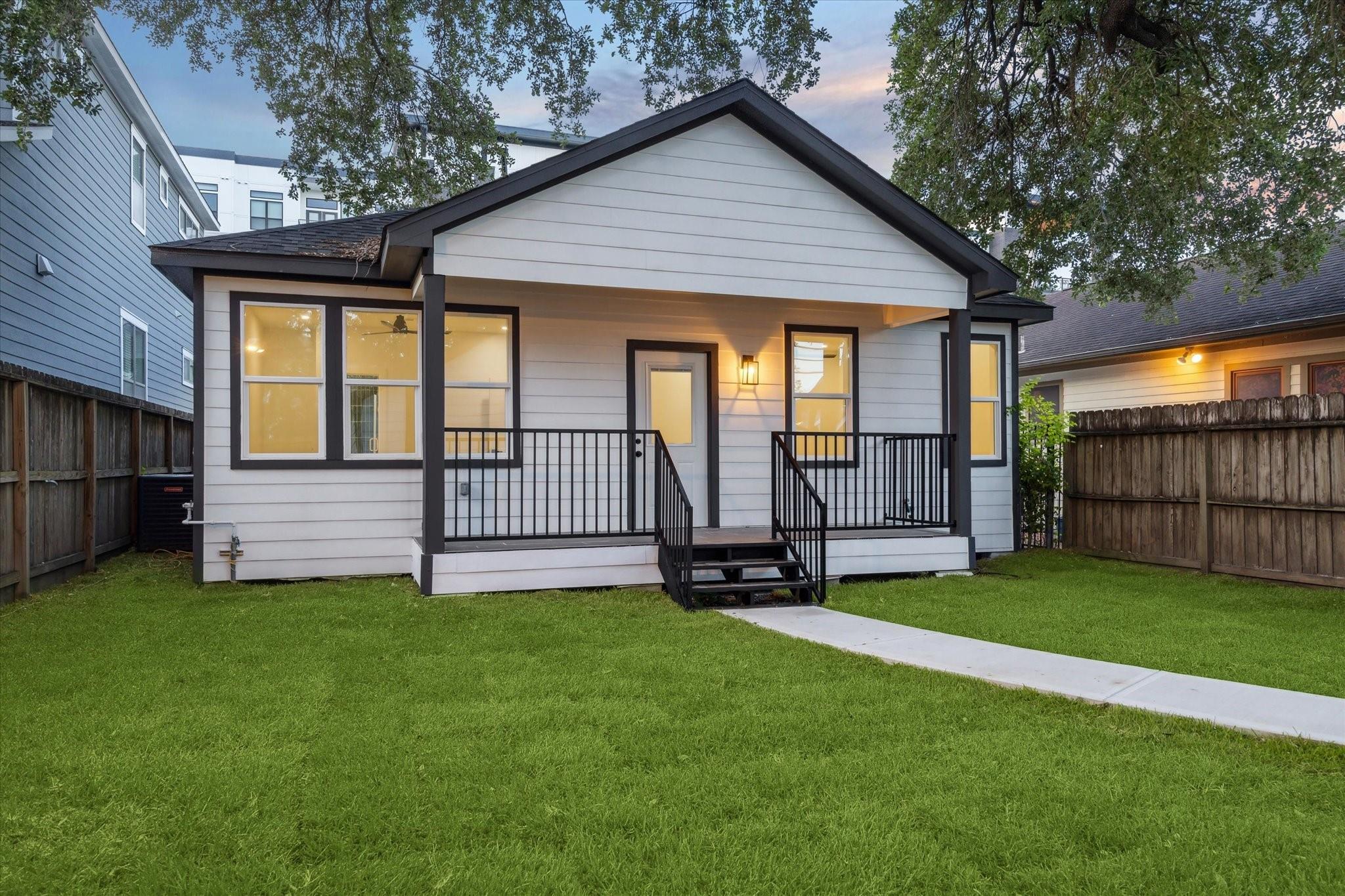 318 W 24th Street