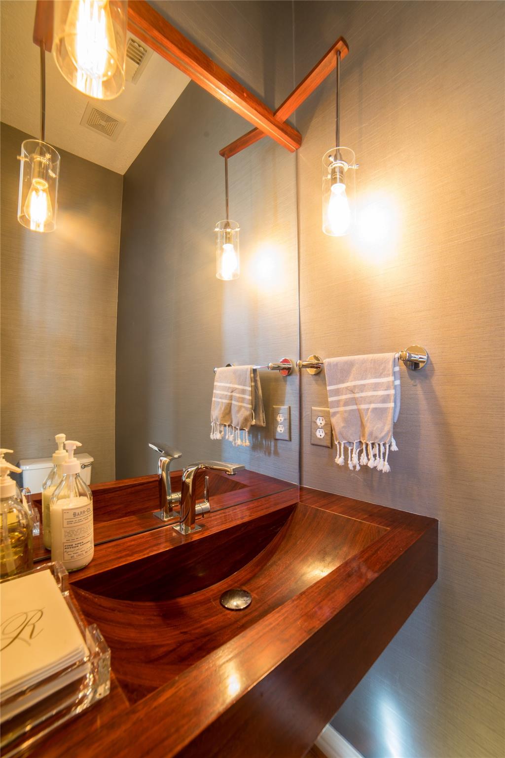 1611 Mcdonald Street