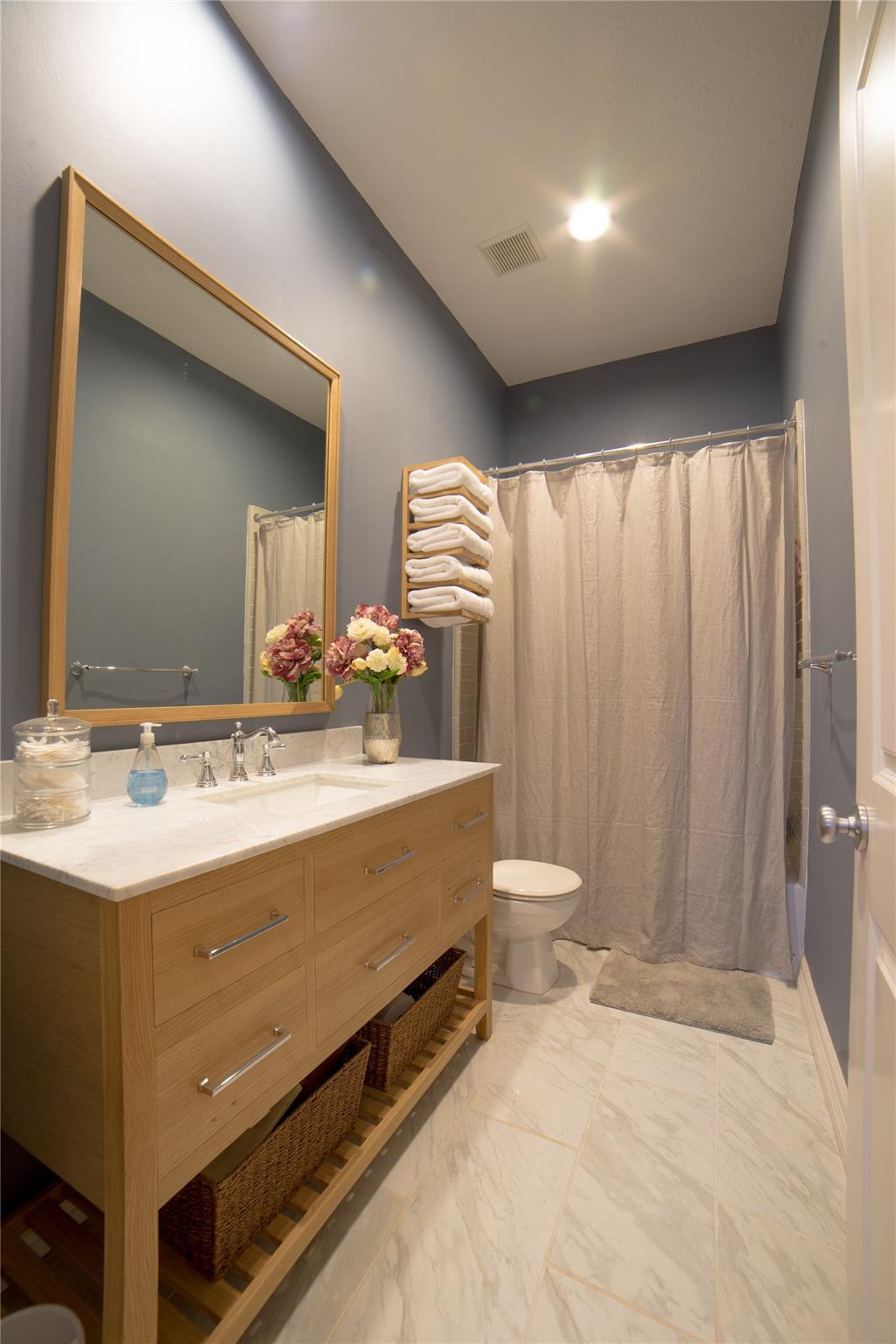 1611 Mcdonald Street