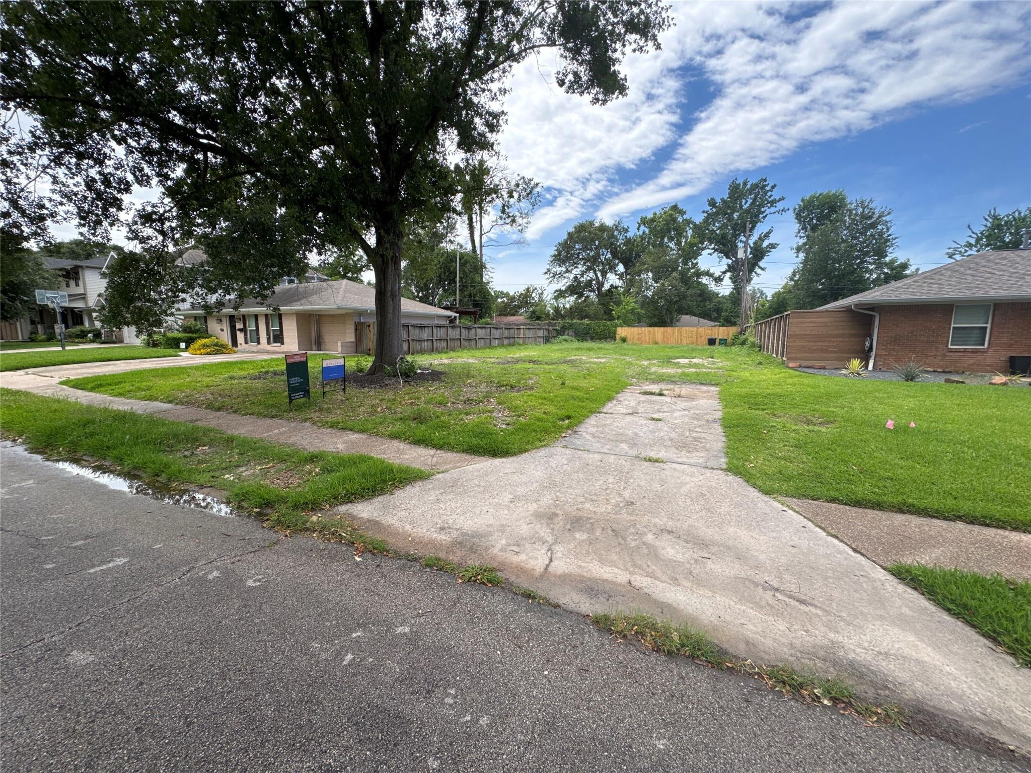 2031 Saxon Drive