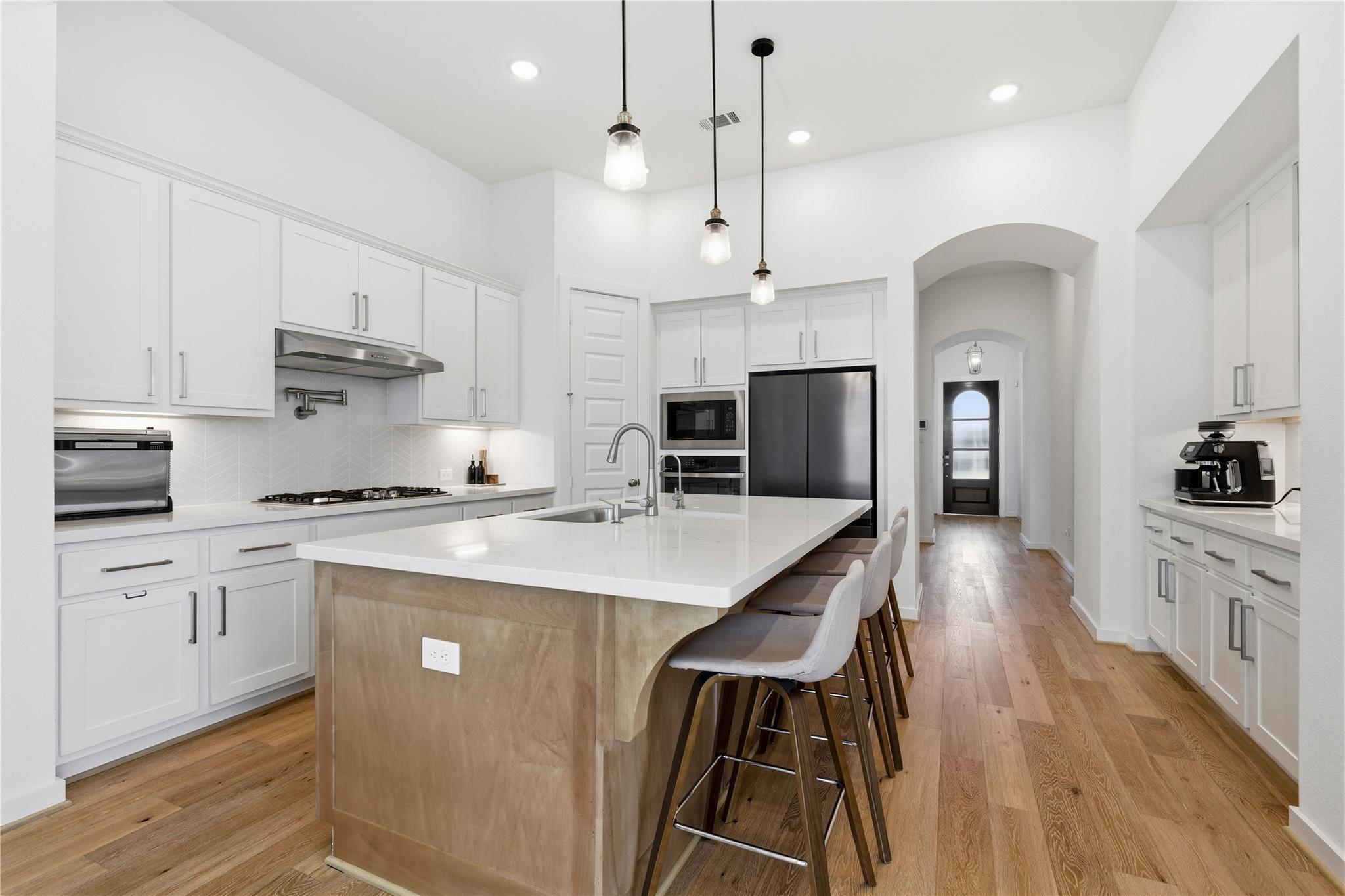 416 Bartlett Street