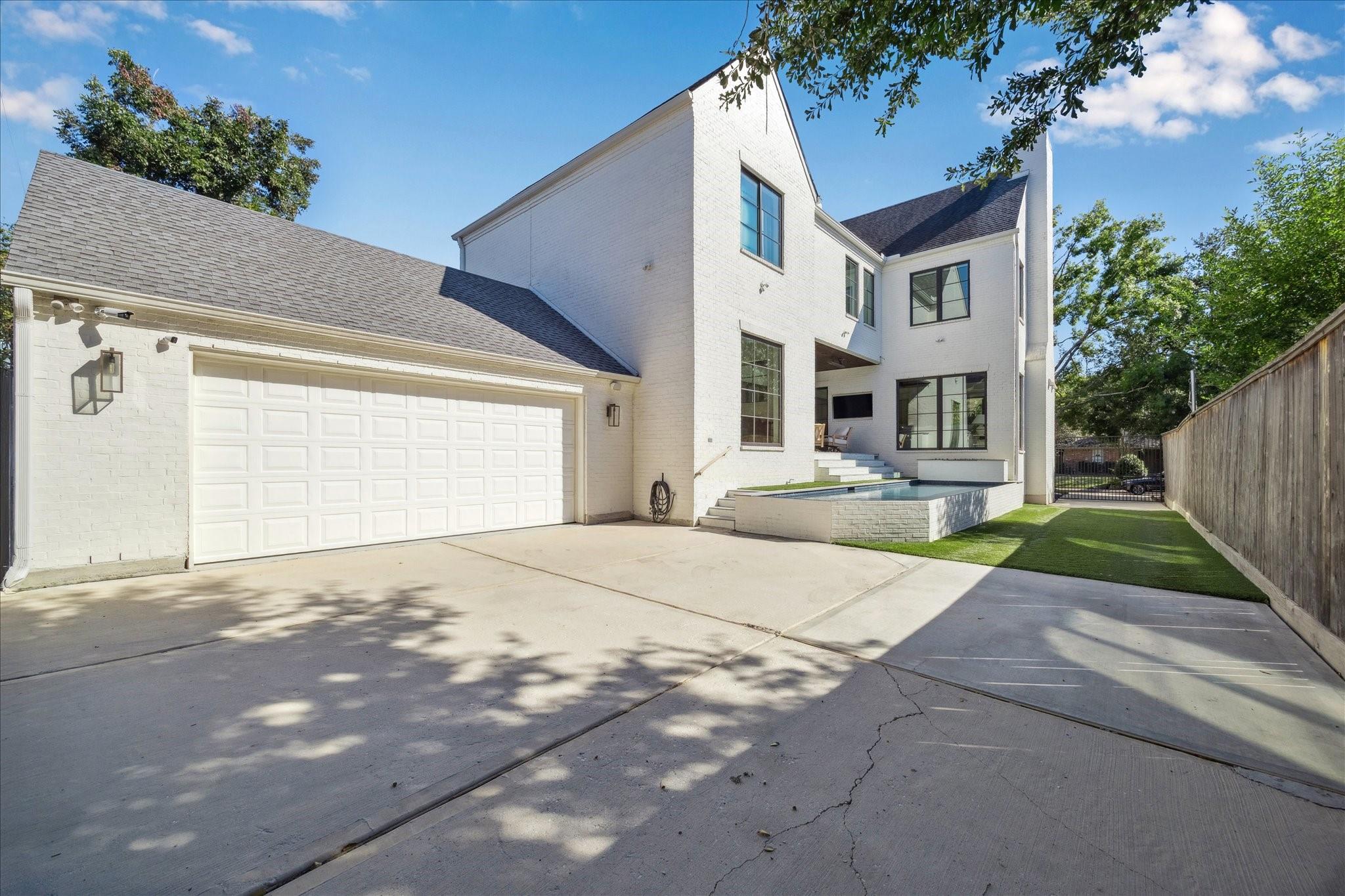 3822 Tartan Lane, Houston