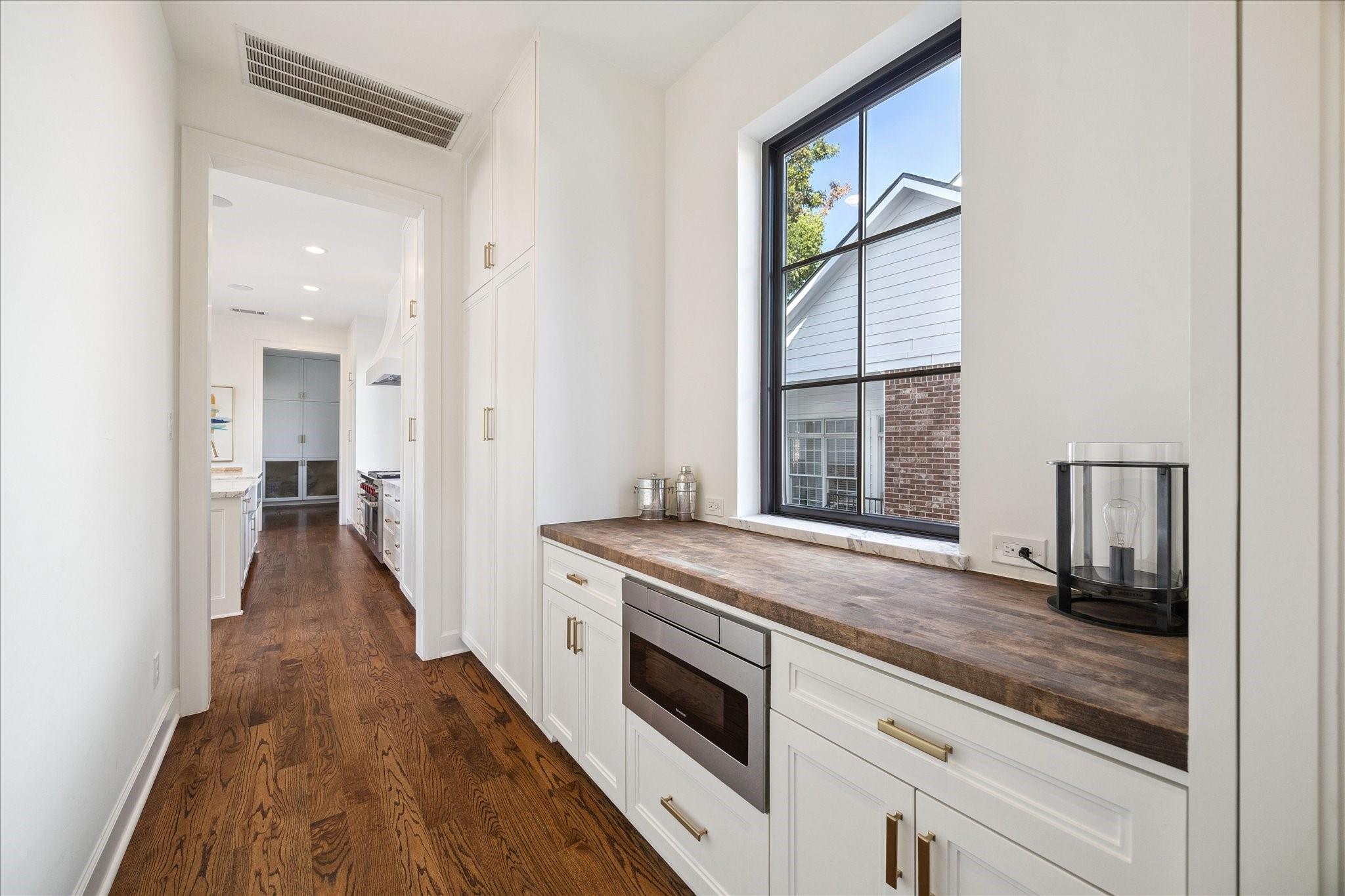 3822 Tartan Lane, Houston