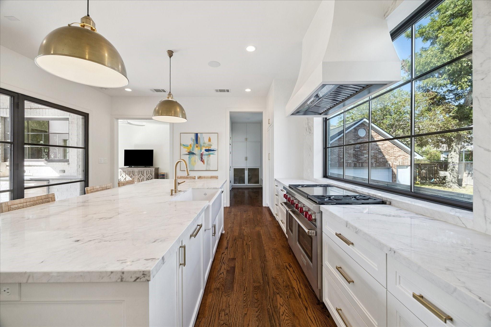 3822 Tartan Lane, Houston