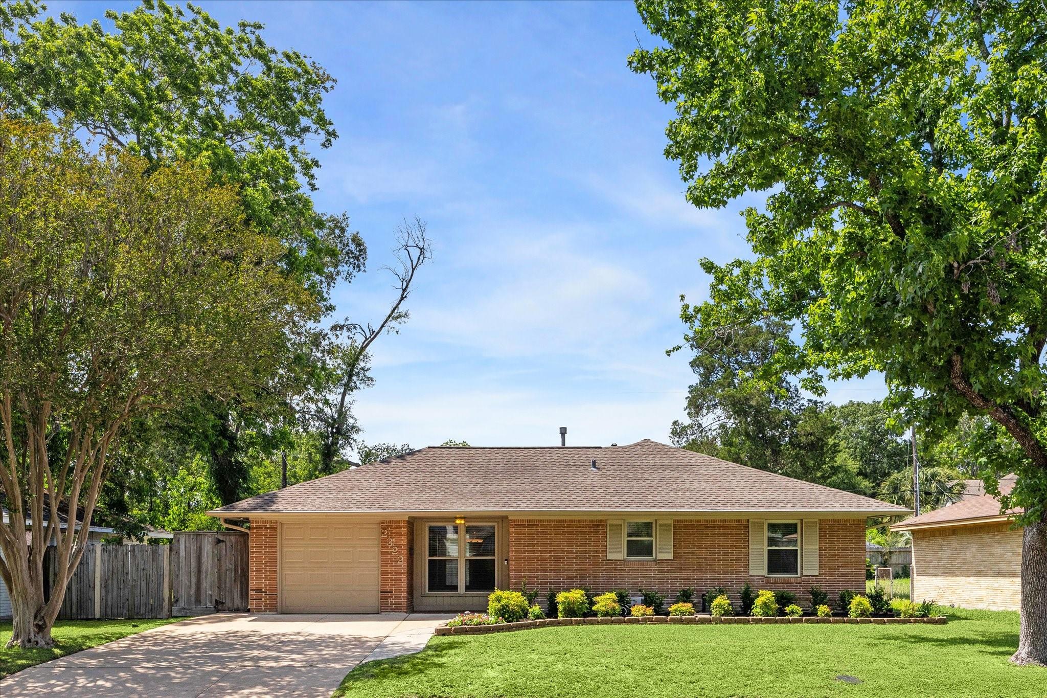 2322 Lamonte Lane