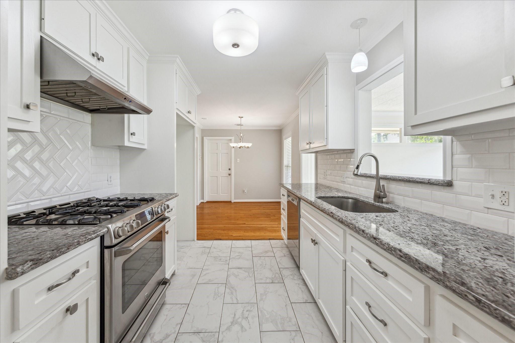 2322 Lamonte Lane