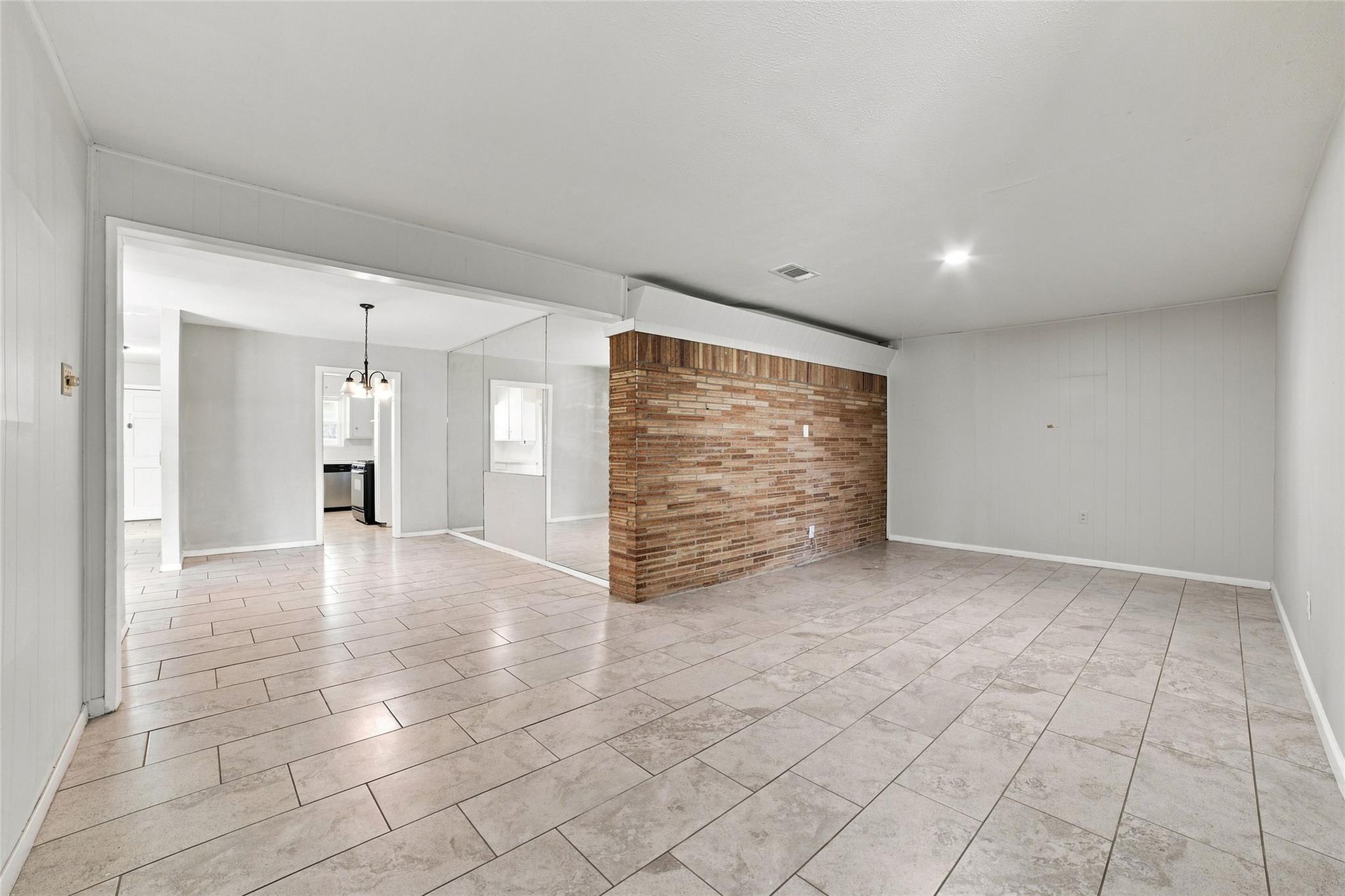 5719 Turtle Creek Road