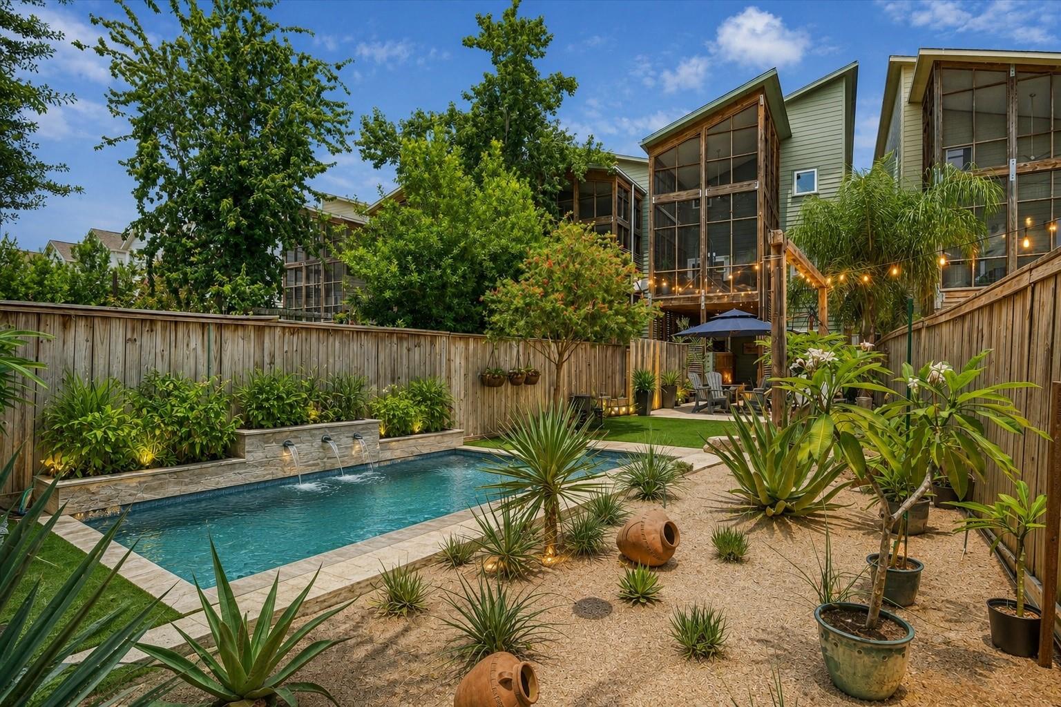 526 W 26th Street