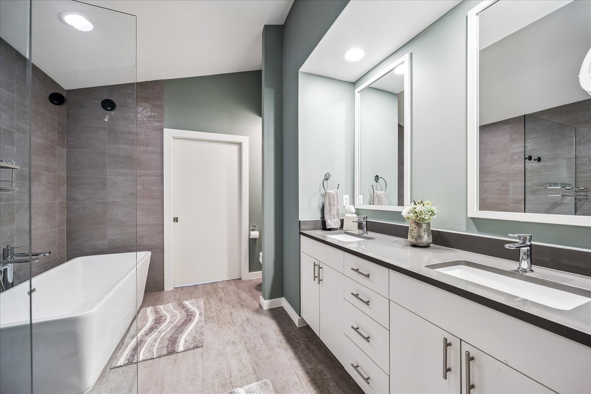 526 W 26th Street