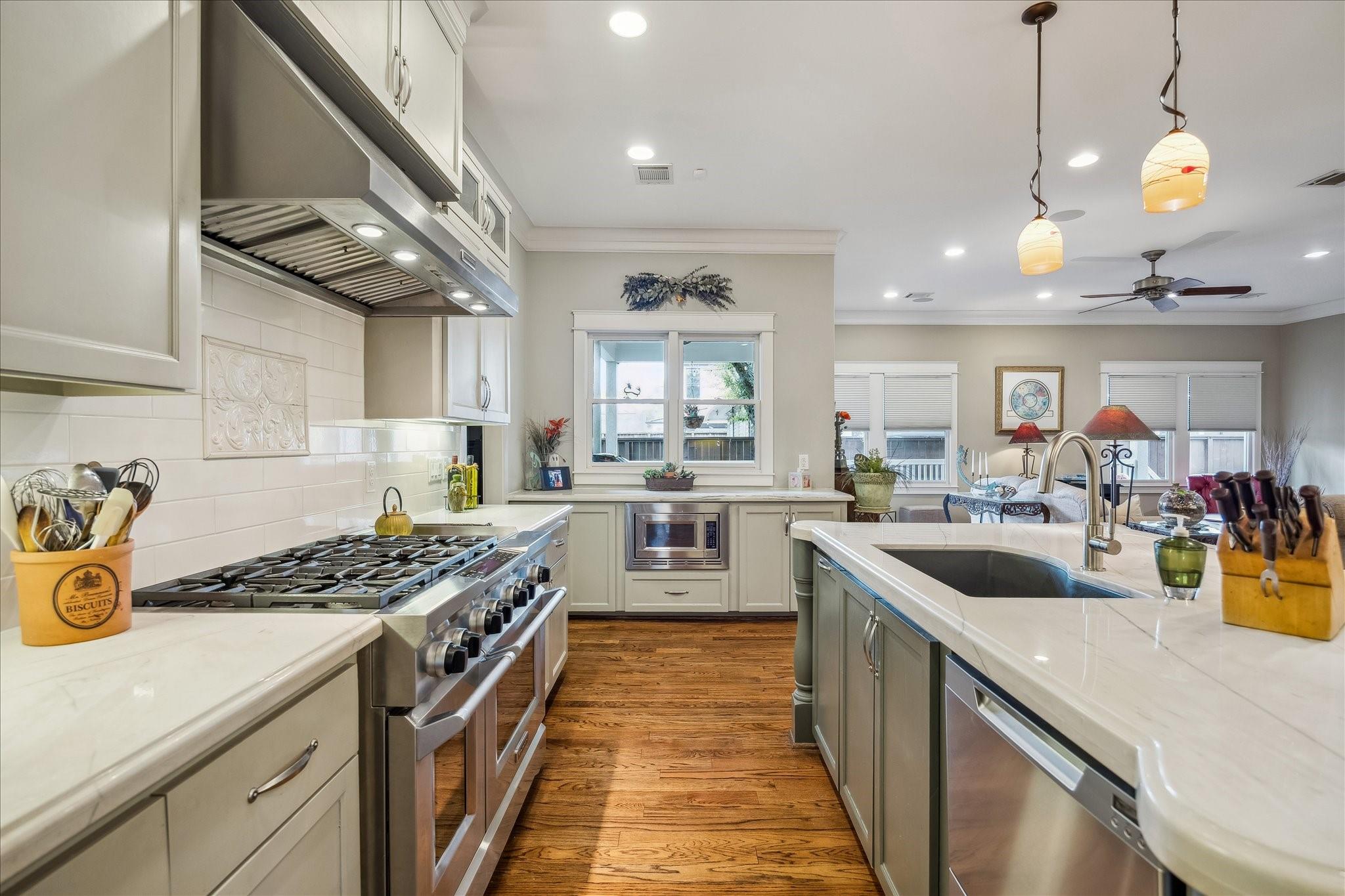 1822 Cortlandt Street