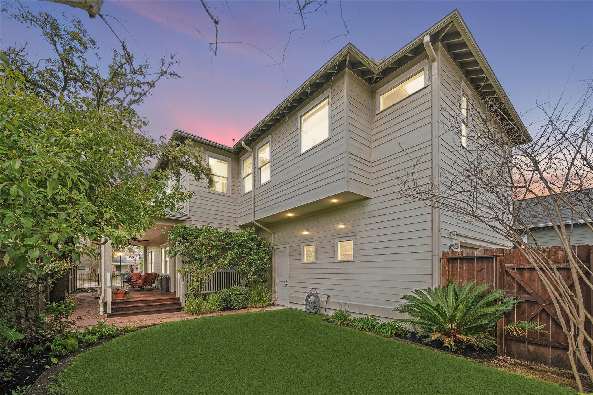 1822 Cortlandt Street