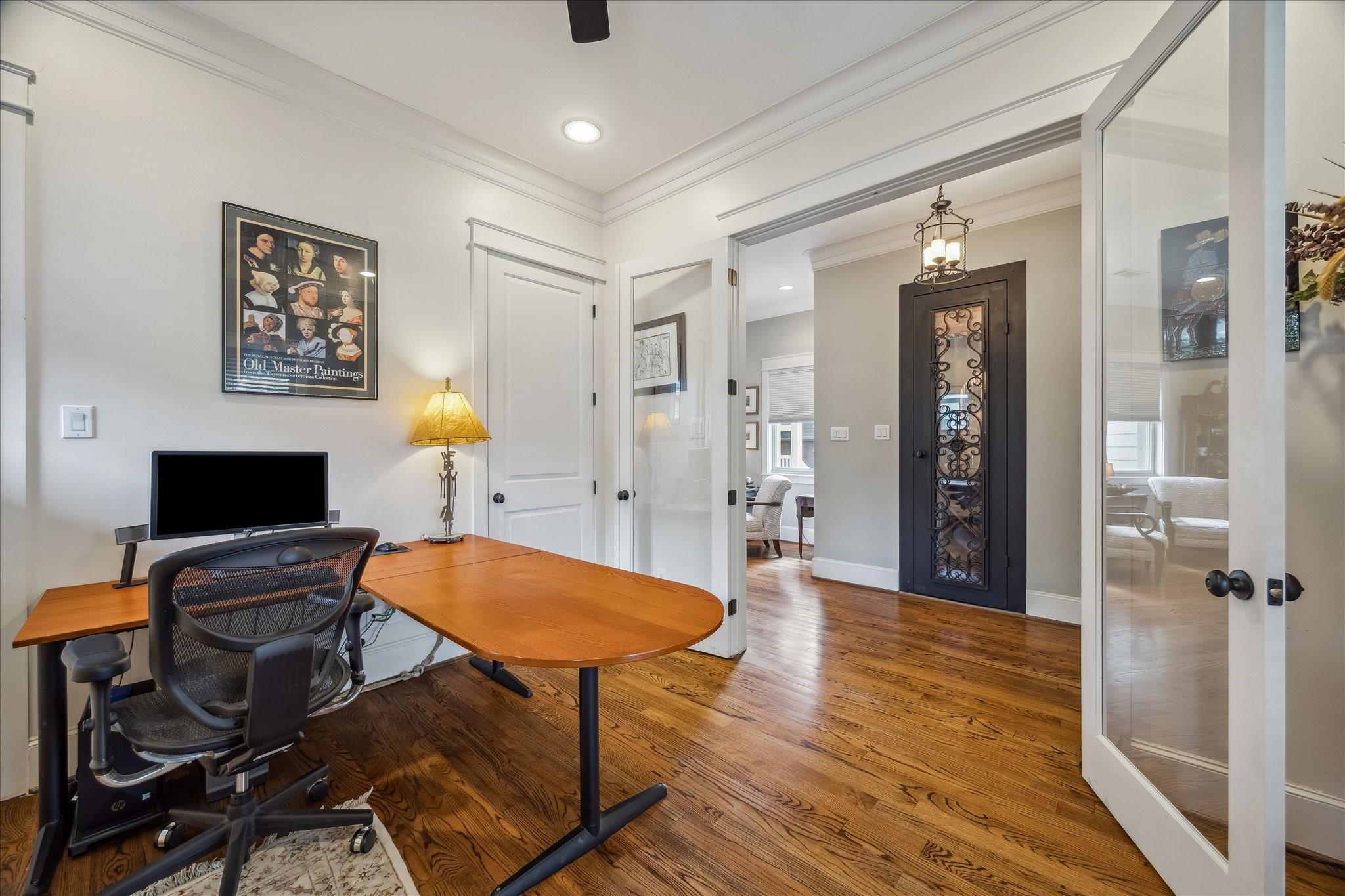 1822 Cortlandt Street