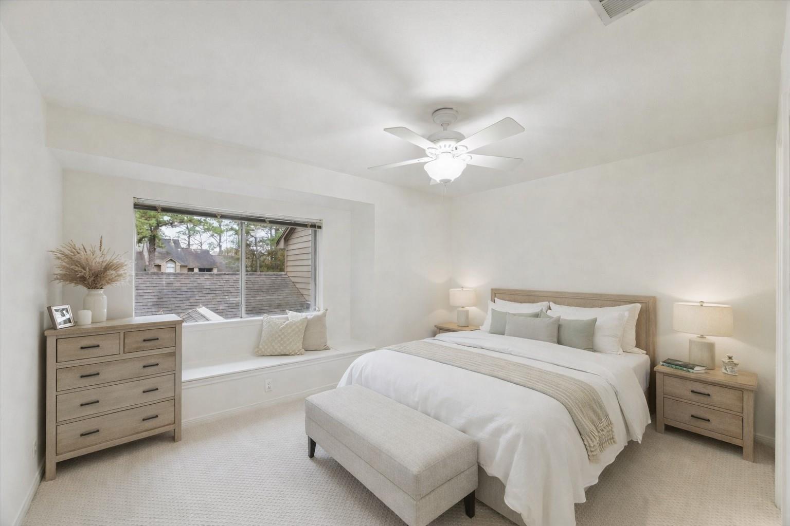 12 Lakeridge Drive