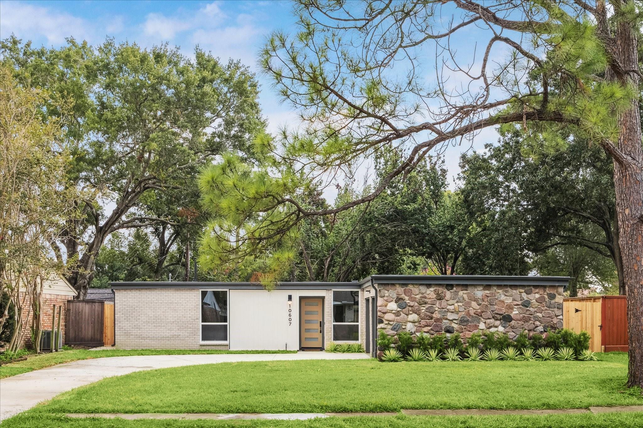 10607 Overbrook Lane