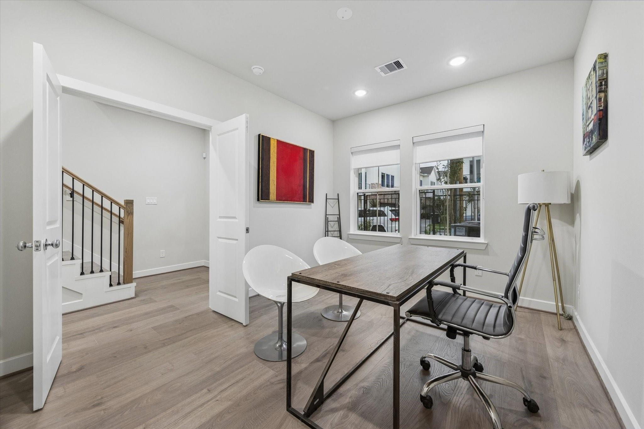 6346 Paddington Bend Drive