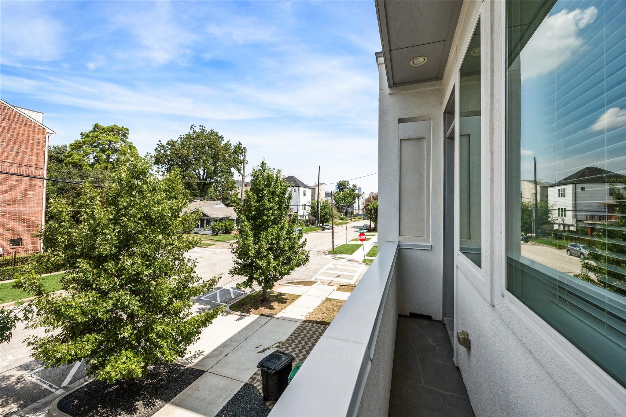 4605 La Branch Street
