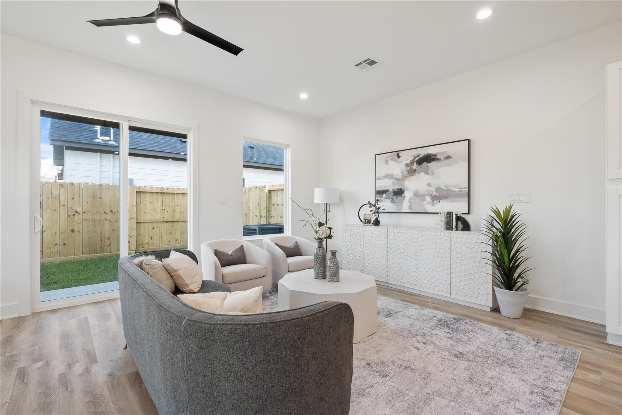 9003 Comal Street, Houston
