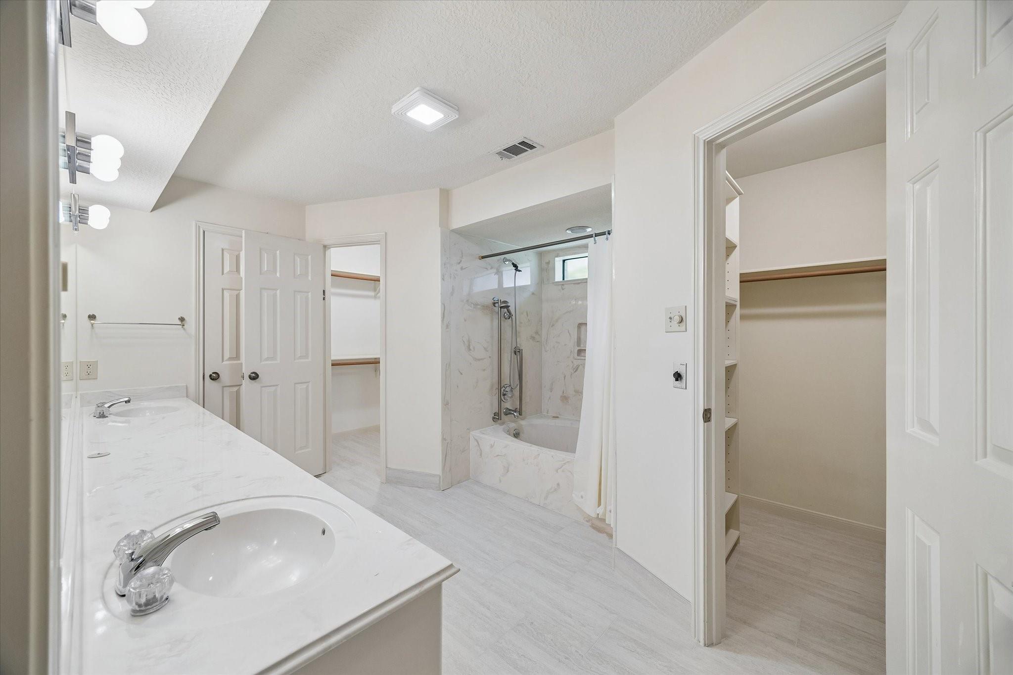 3902 Holder Forest Drive