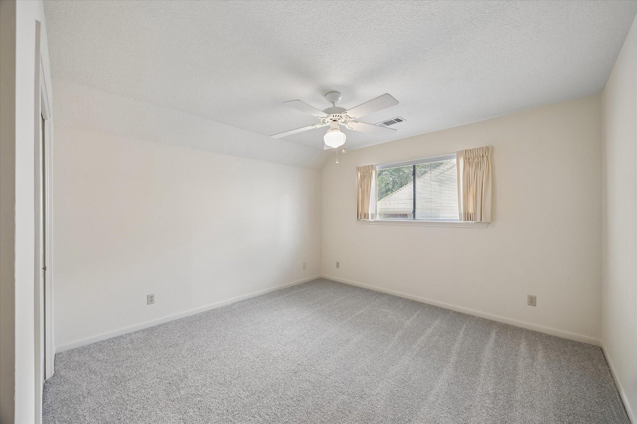 3902 Holder Forest Drive