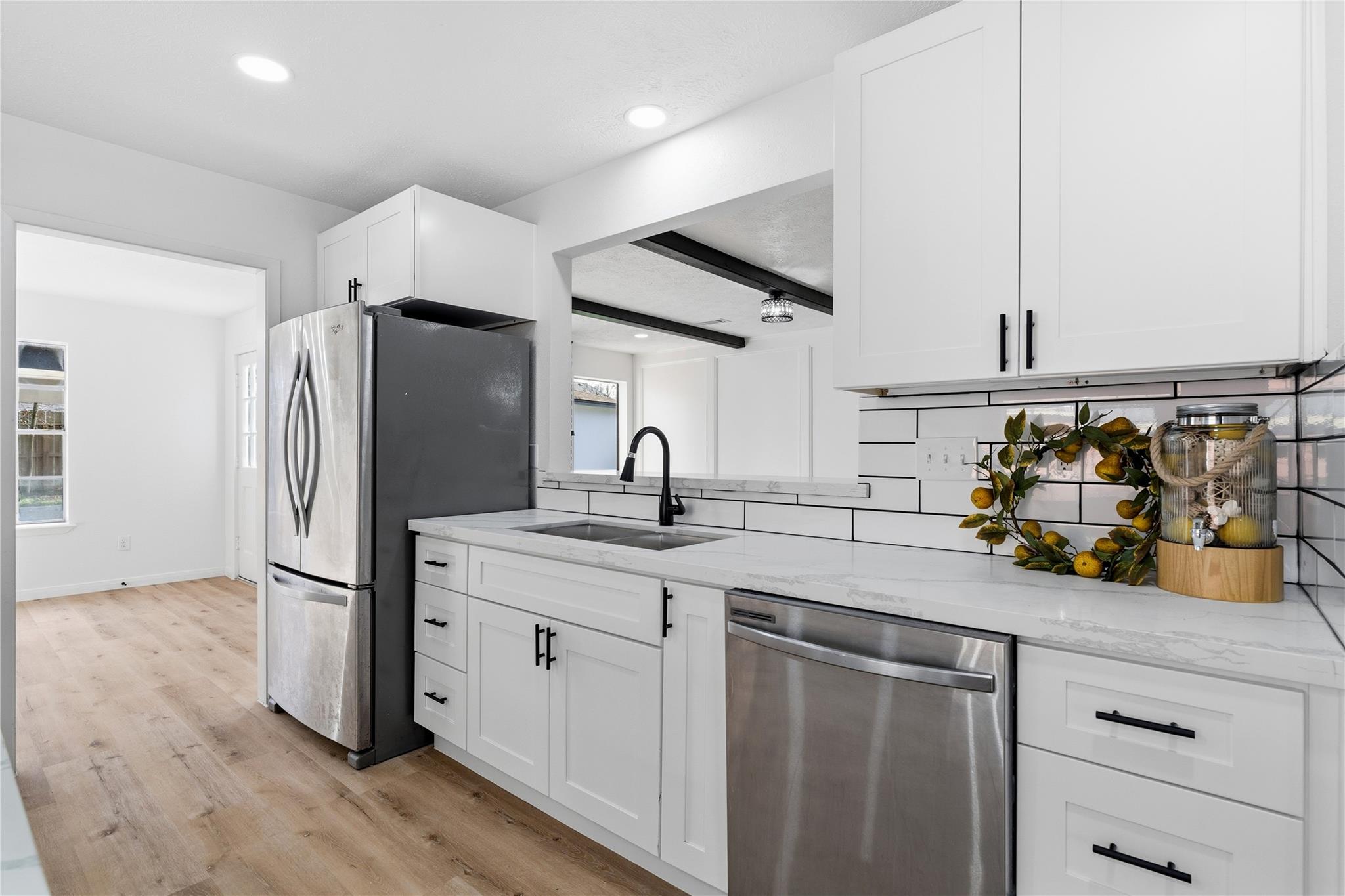 8014 17th Green Drive