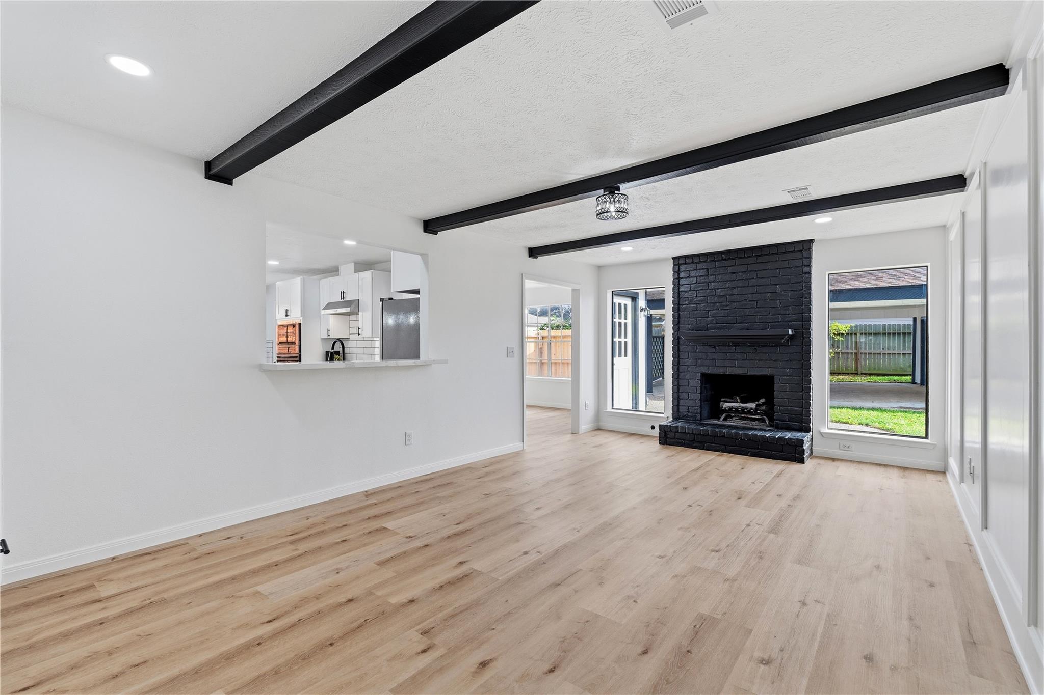 8014 17th Green Drive