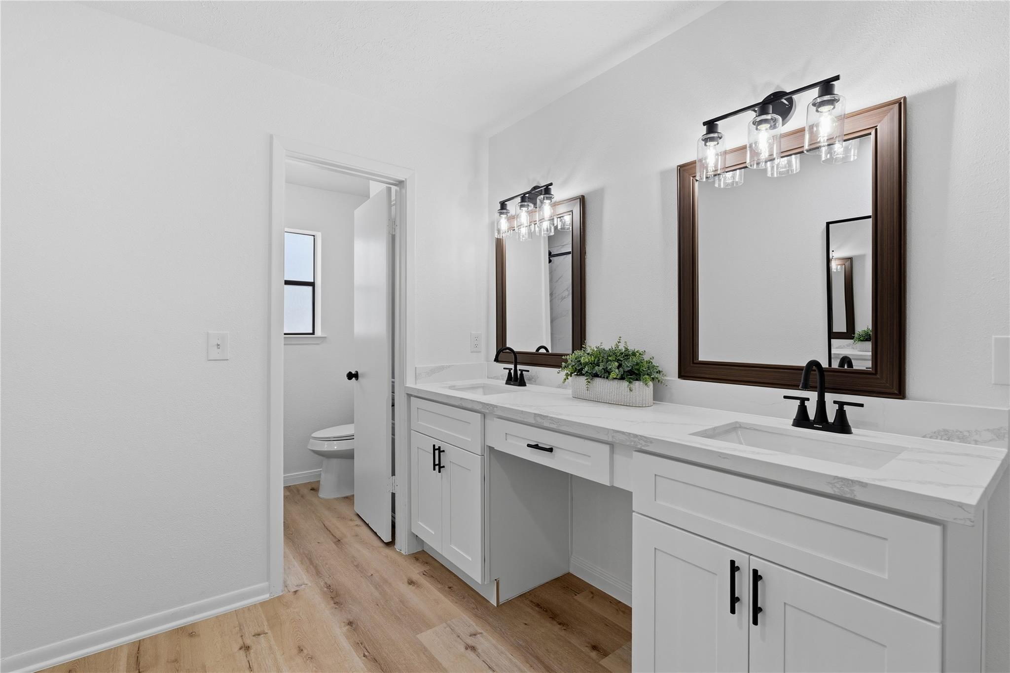 8014 17th Green Drive