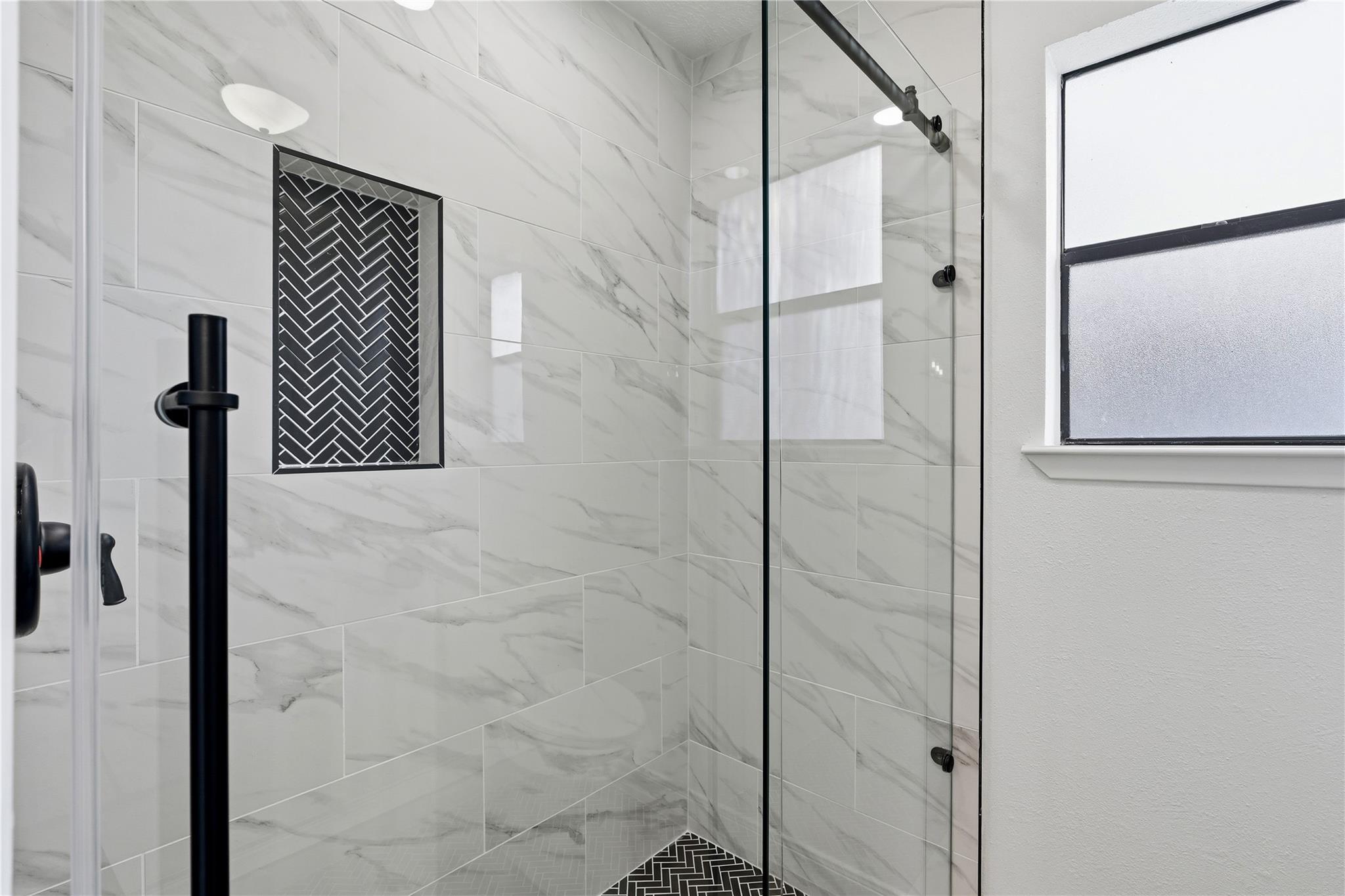 8014 17th Green Drive