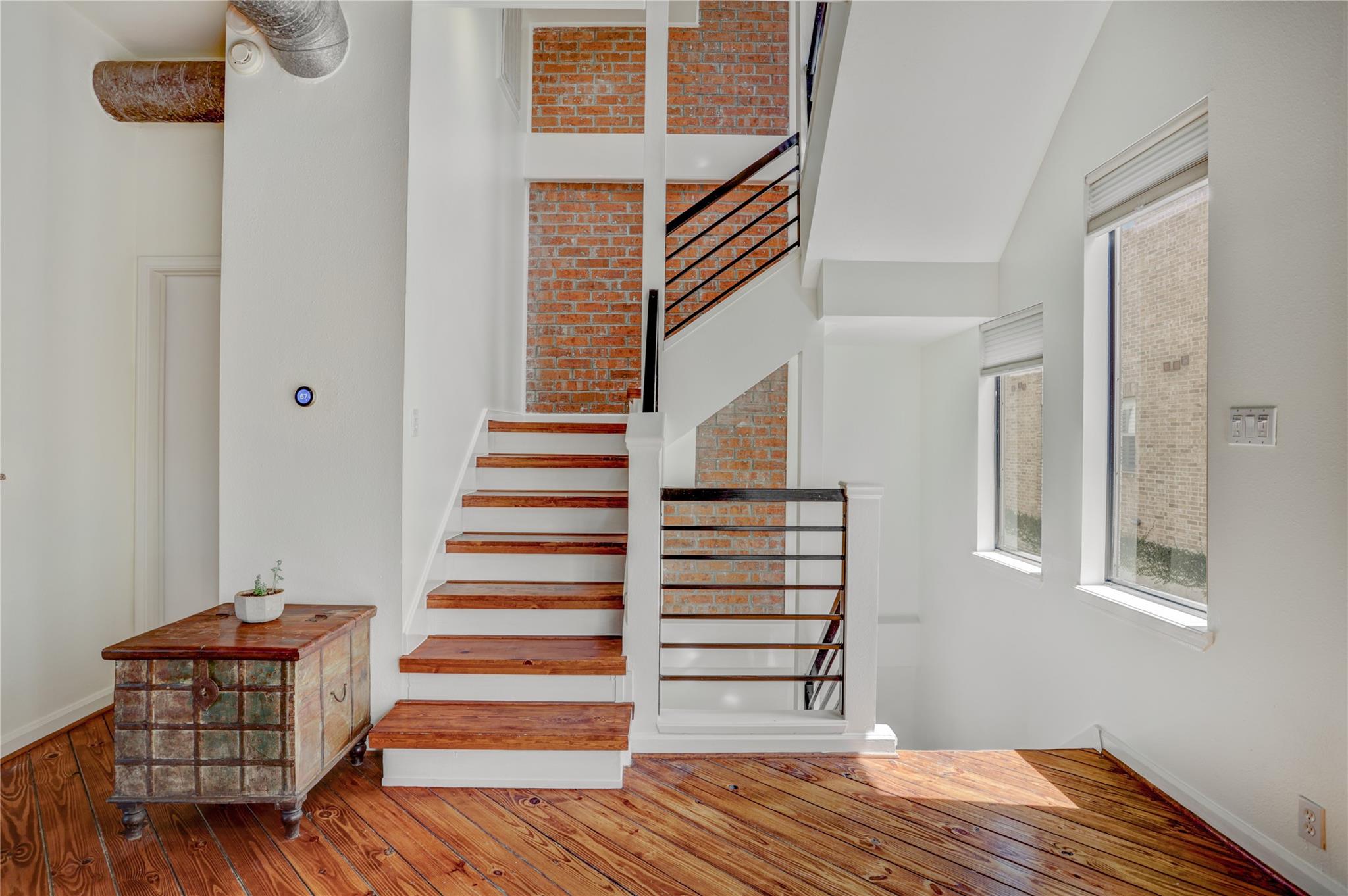 702 W Clay Street