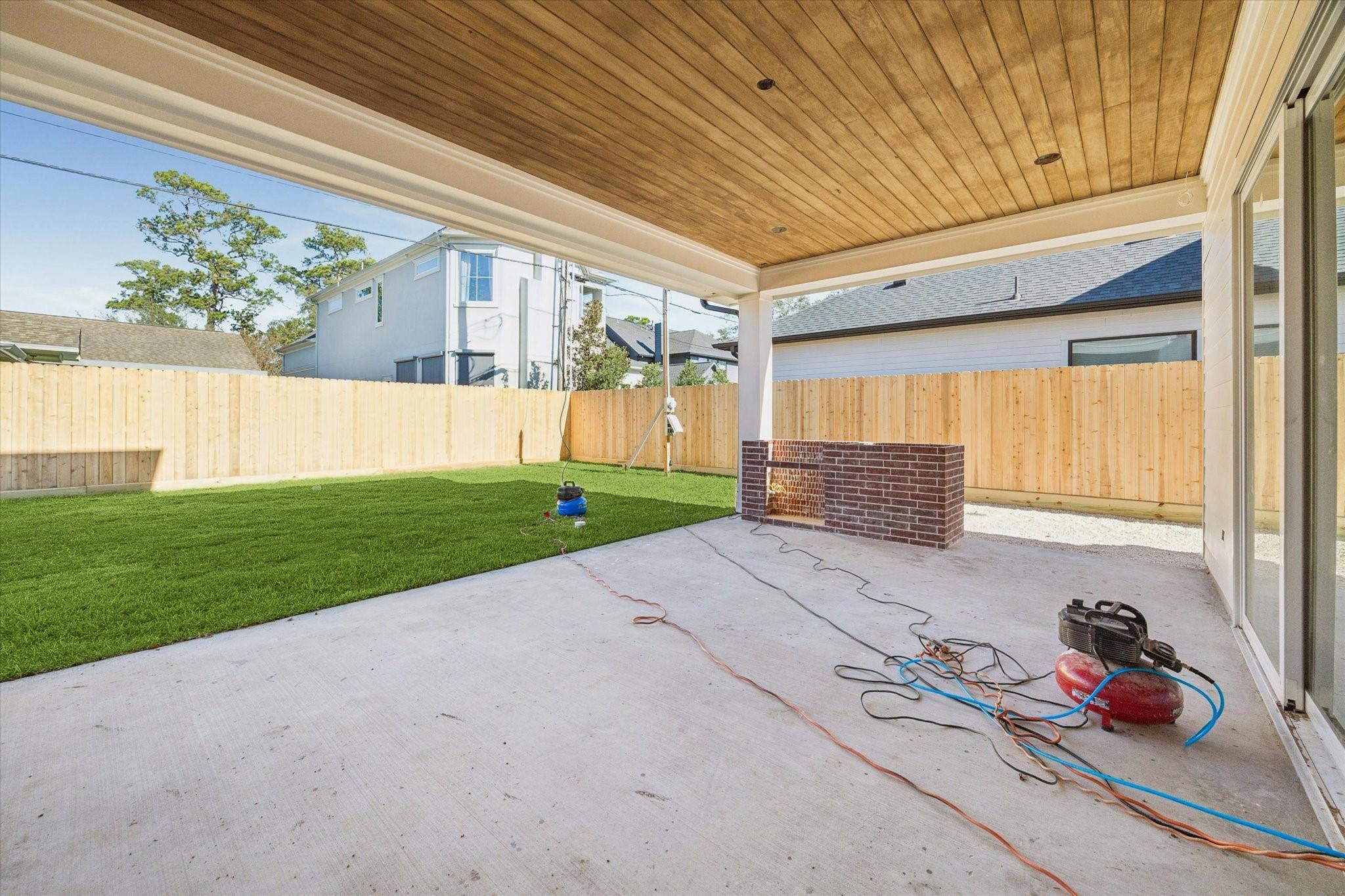 1614 Woodcrest Drive