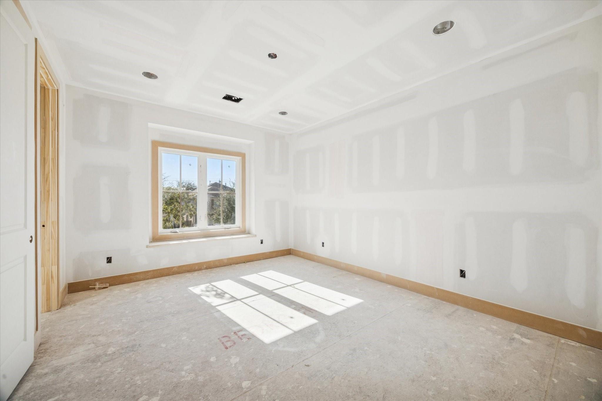 1614 Woodcrest Drive