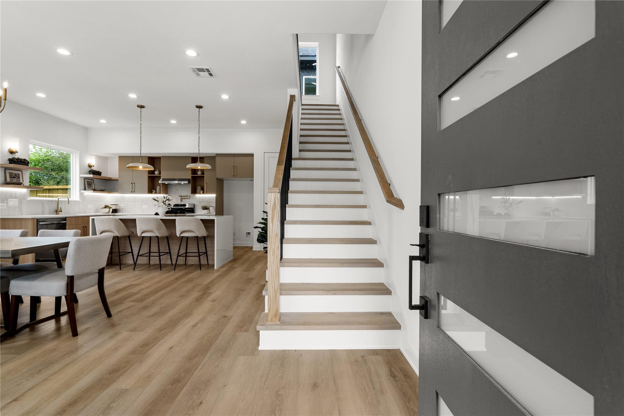 7530 La Salette Street