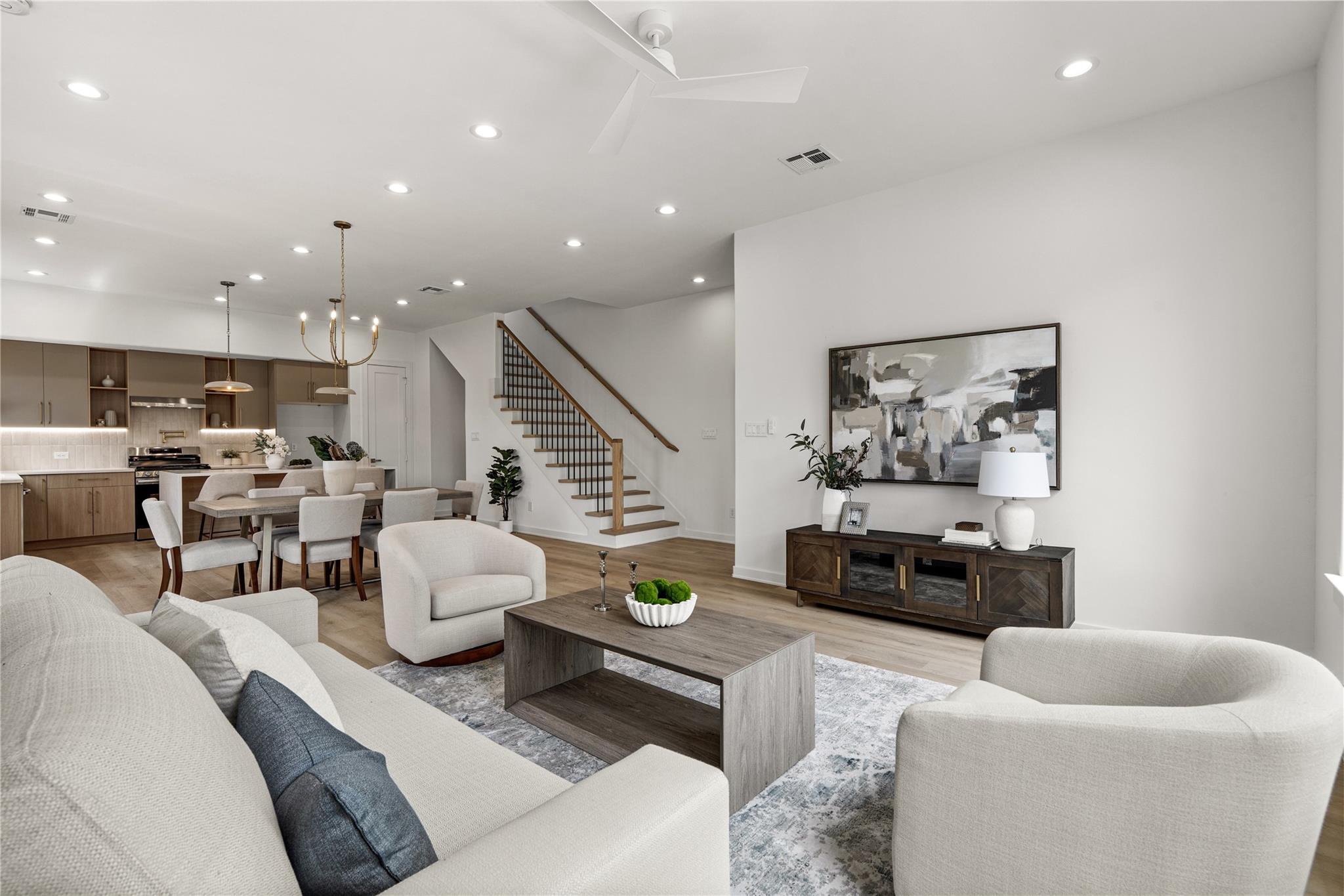 7530 La Salette Street