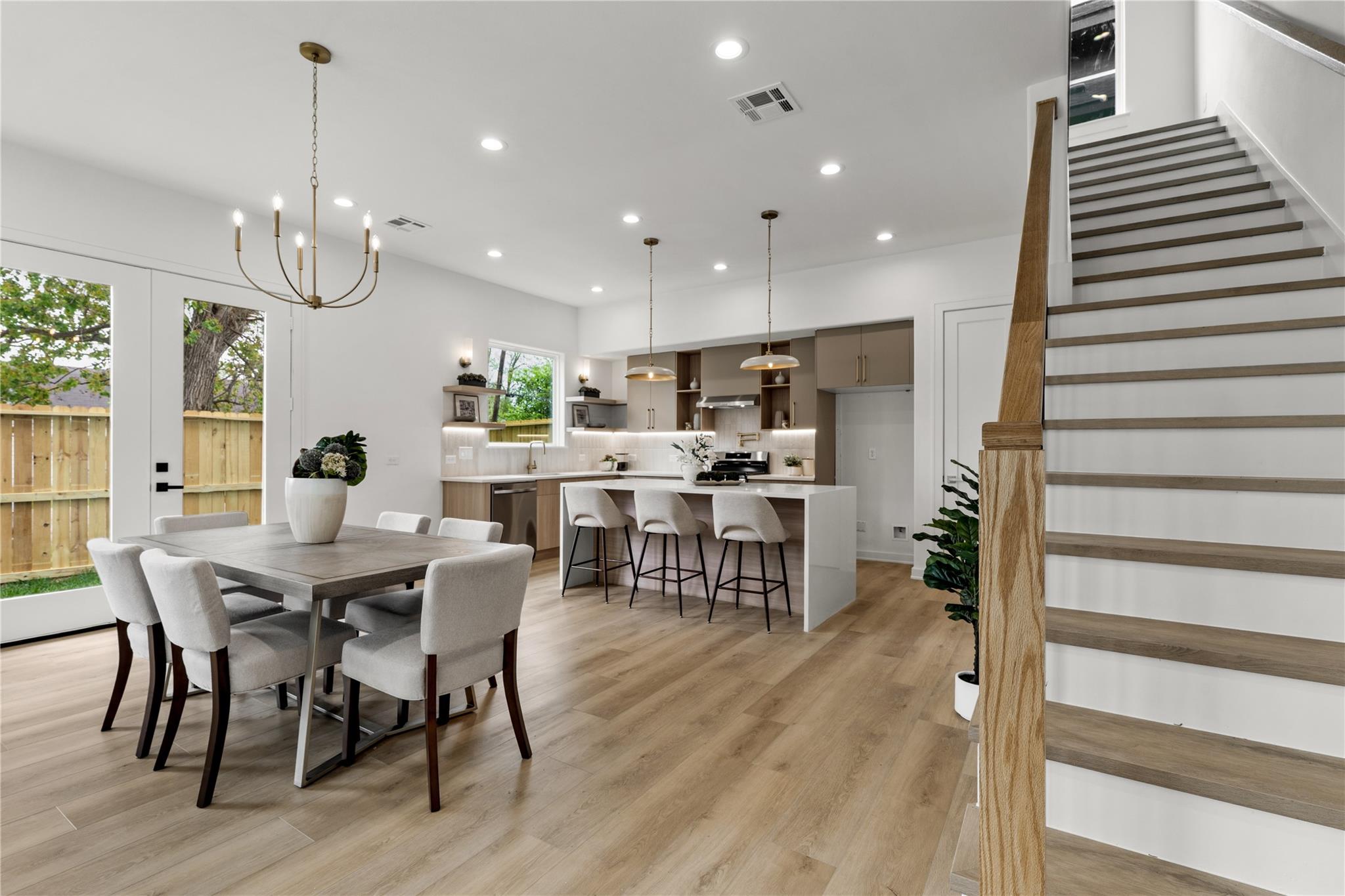 7530 La Salette Street