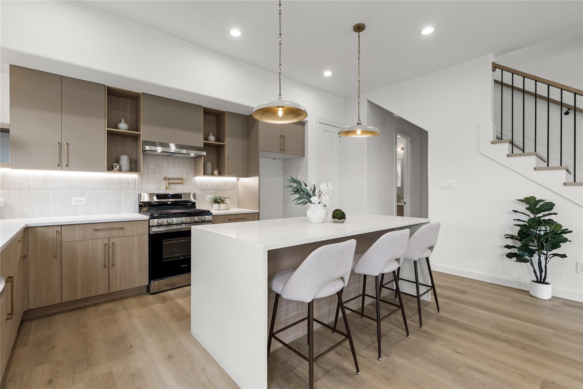 7530 La Salette Street