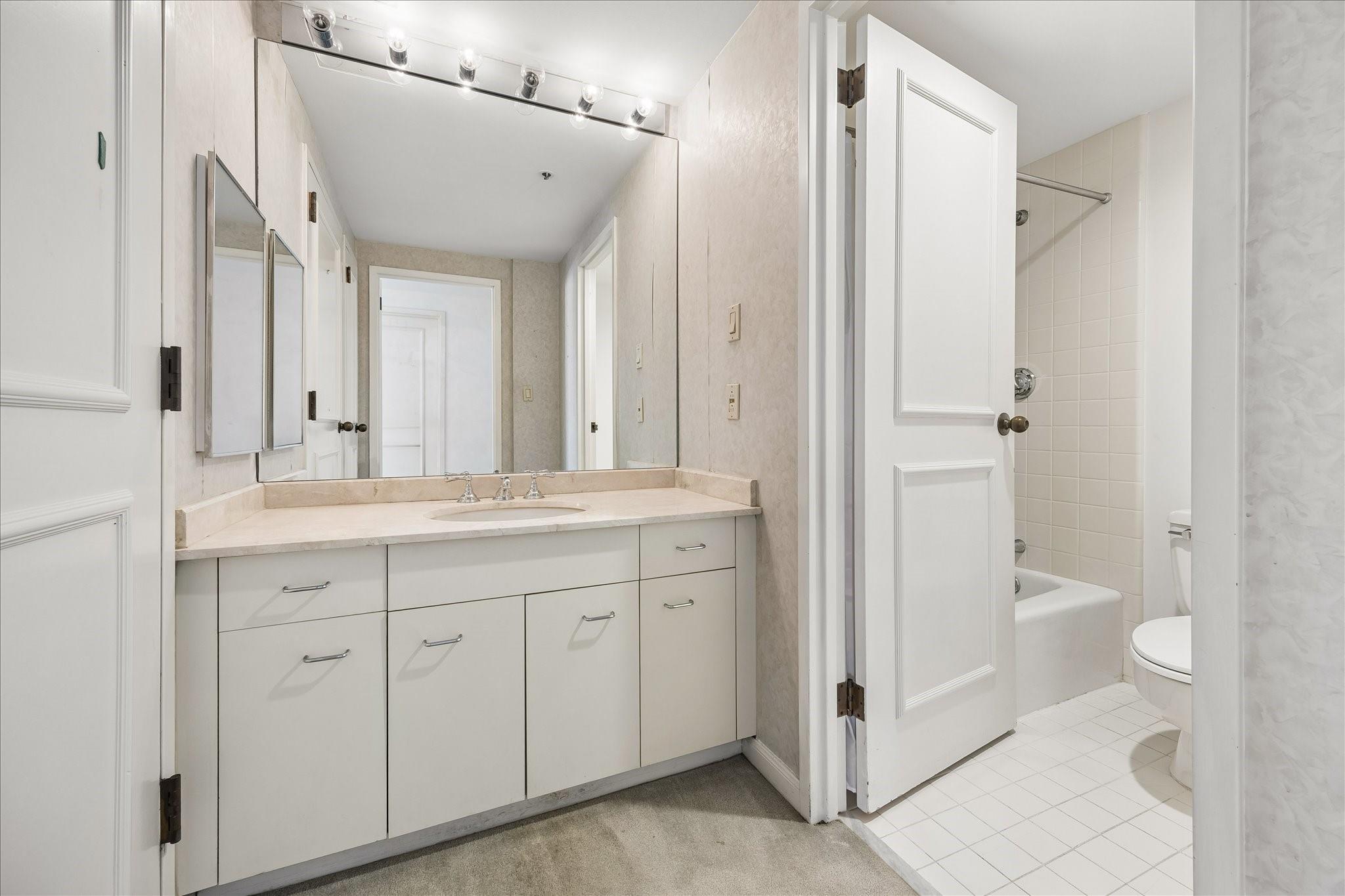 1111 Caroline Street # 2606