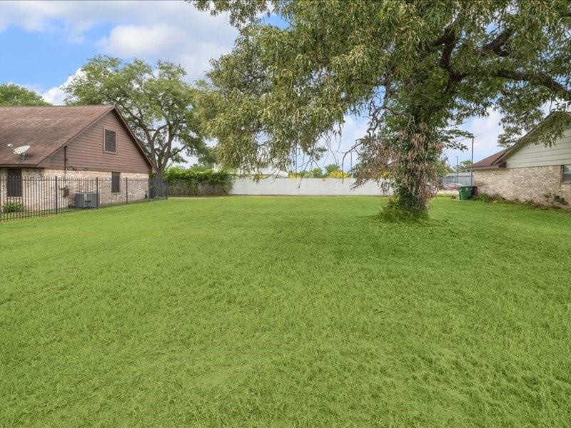 1115 Gardendale Drive