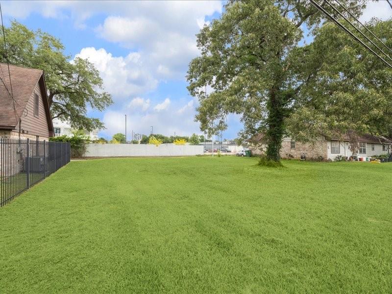 1115 Gardendale Drive