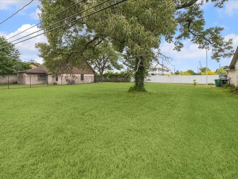 1115 Gardendale Drive