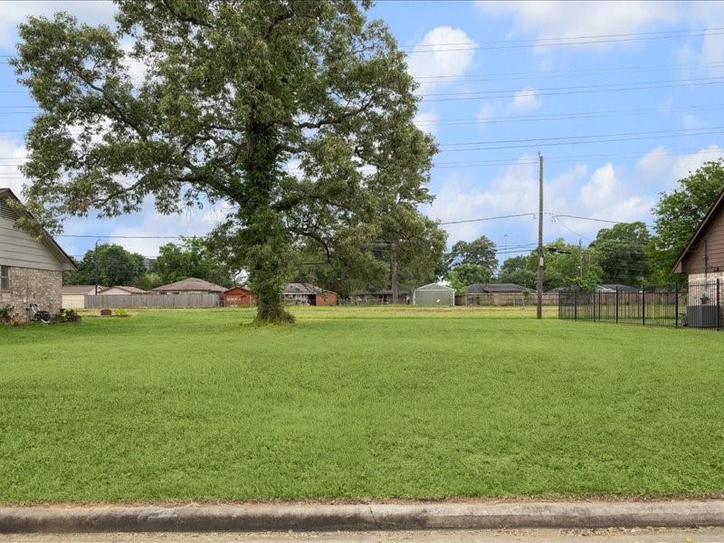 1115 Gardendale Drive