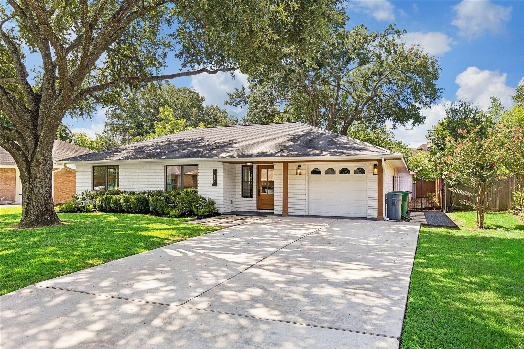 2319 Cheshire Lane
