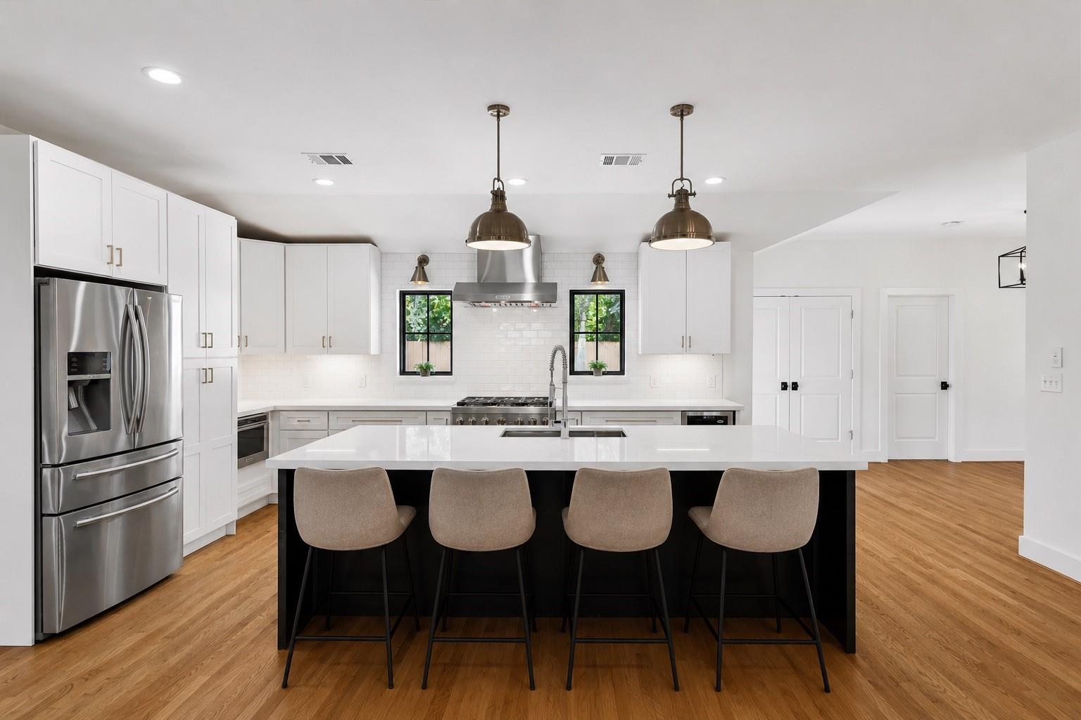 2319 Cheshire Lane