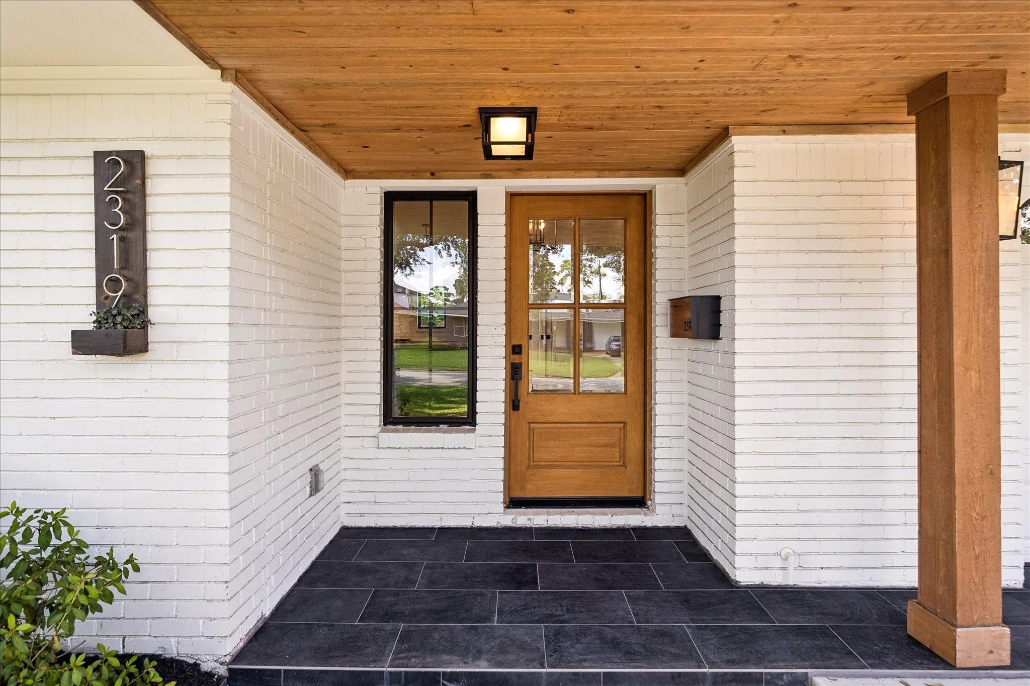 2319 Cheshire Lane