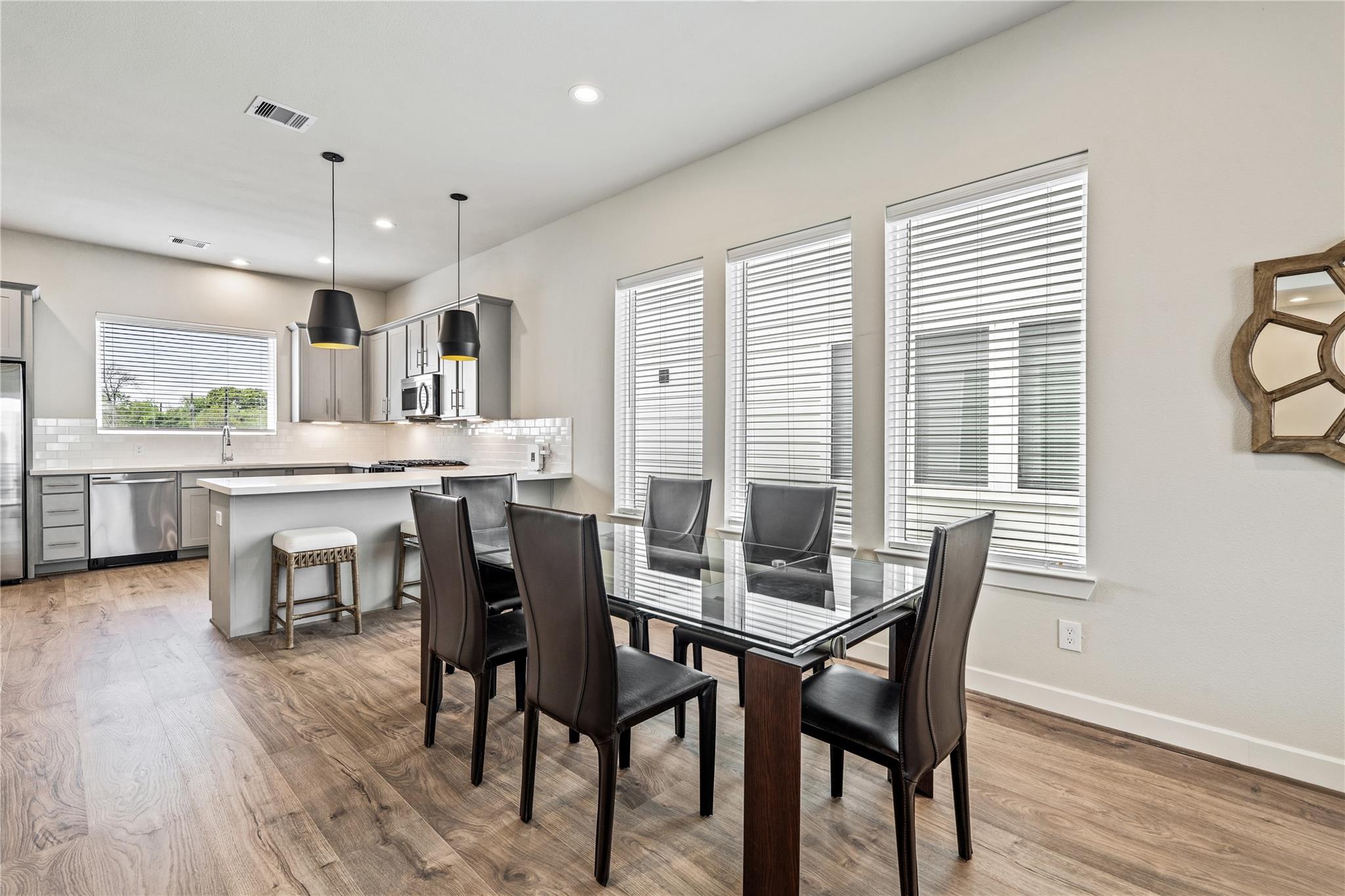 3922 Willowbend Point Drive