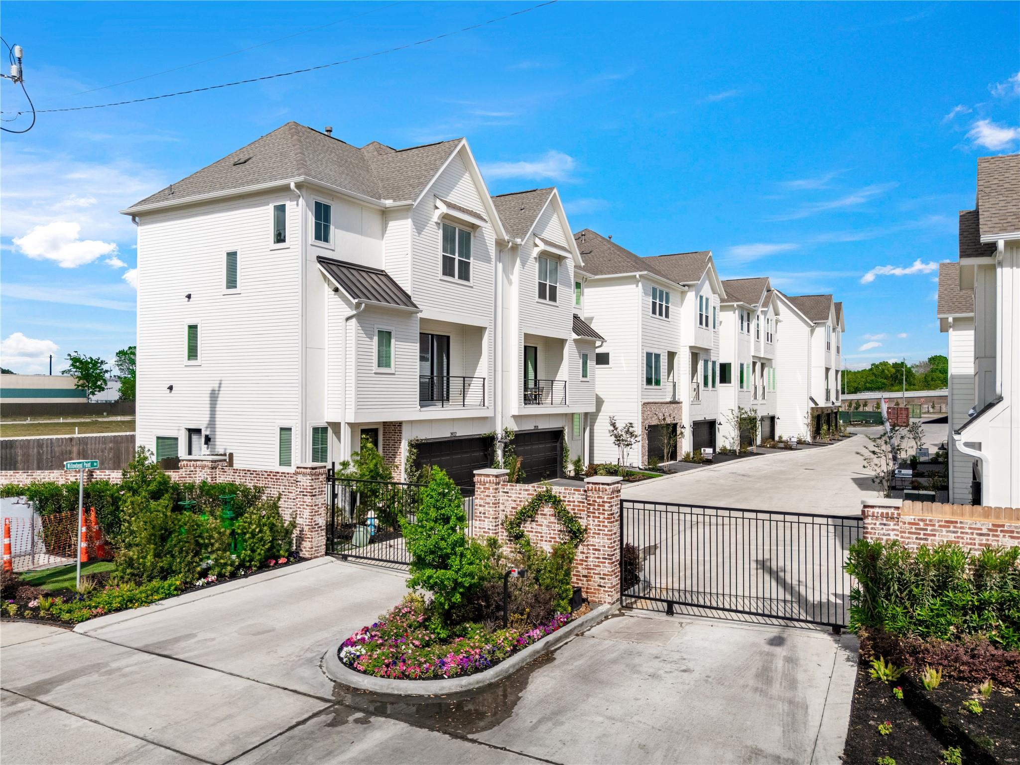 3922 Willowbend Point Drive